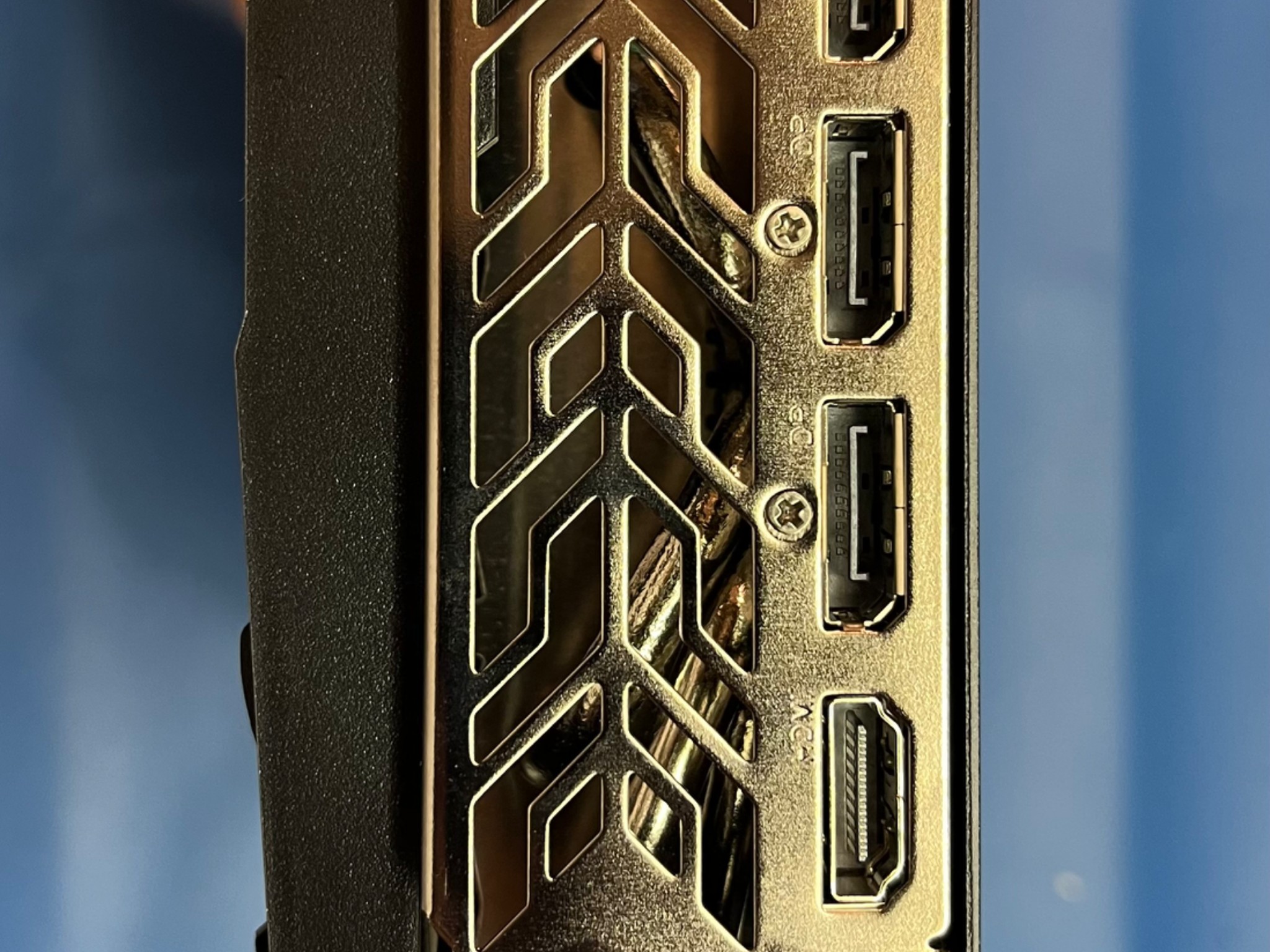 ASrock Radeon RX 7900XT Phantom Gaming