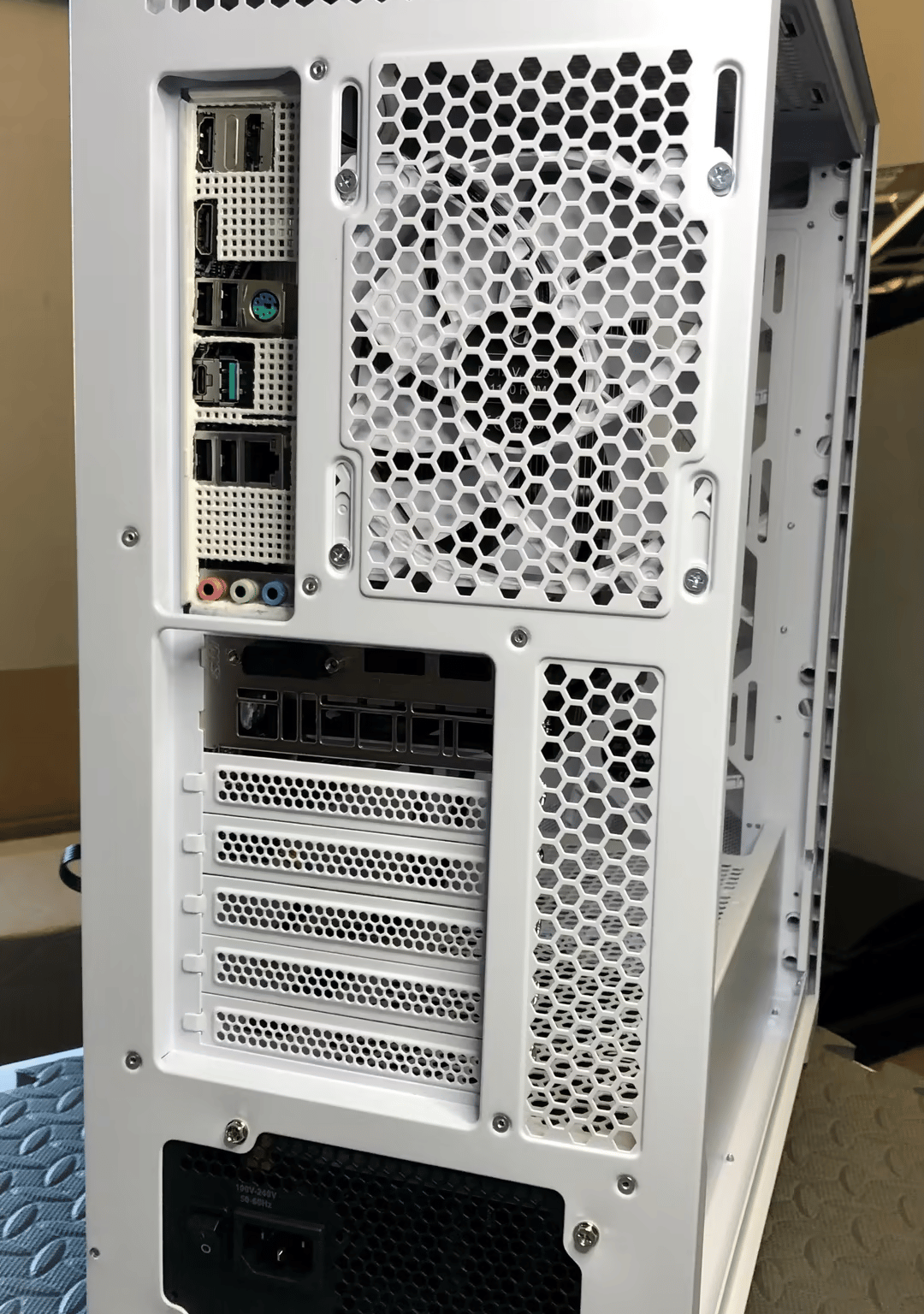 GAMING PC Intel i5 11400F All-White PC 