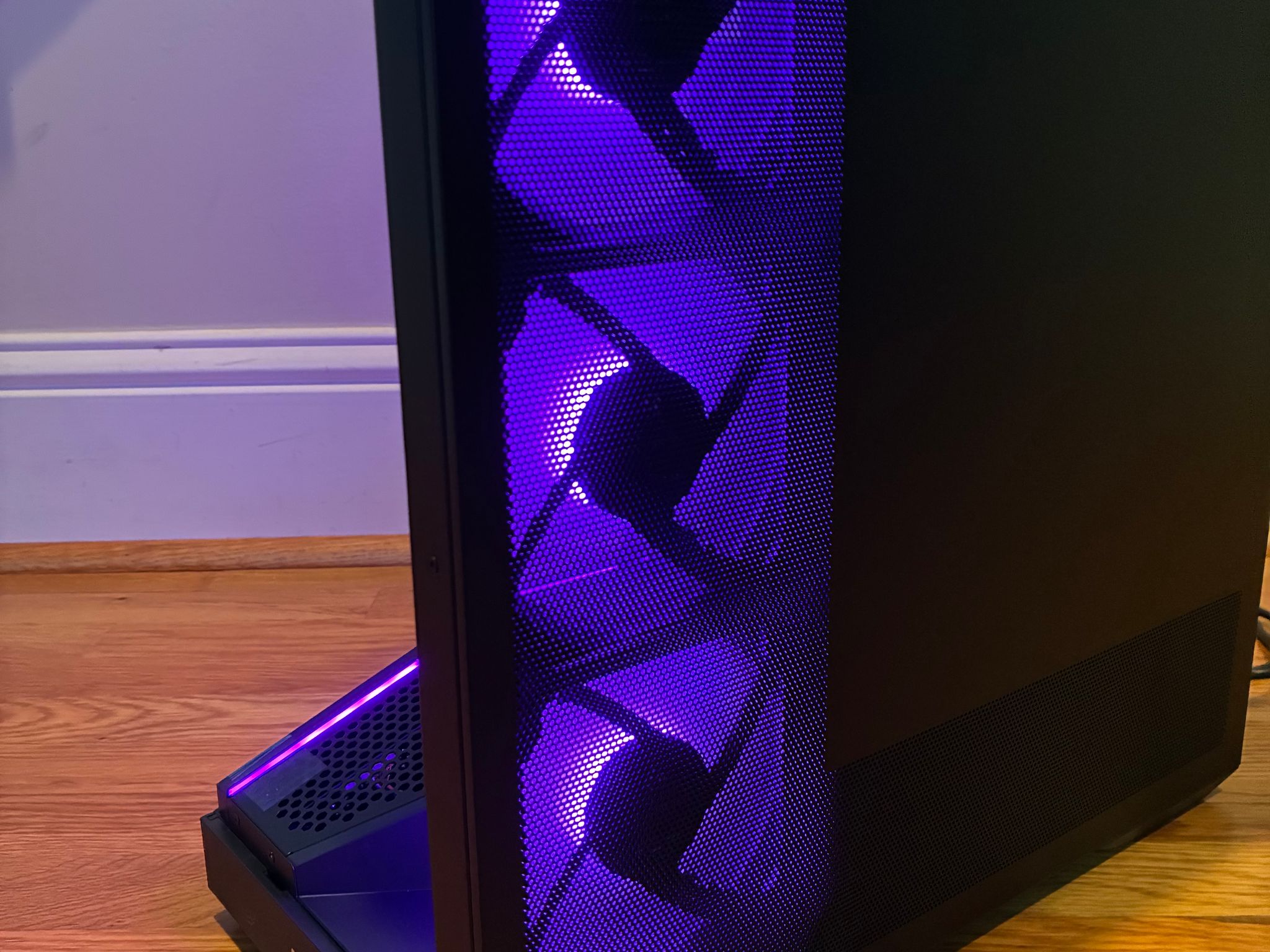 RX 6600 12100F 32GB RAM 1TB Samsung NVME SSD WIFI 6E Windows 11 Custom RGB Gaming PC
