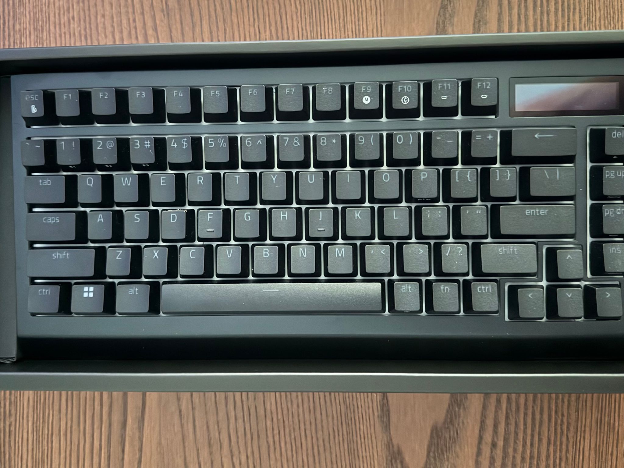 Razer Blackwidow v4 Pro 75% OLED