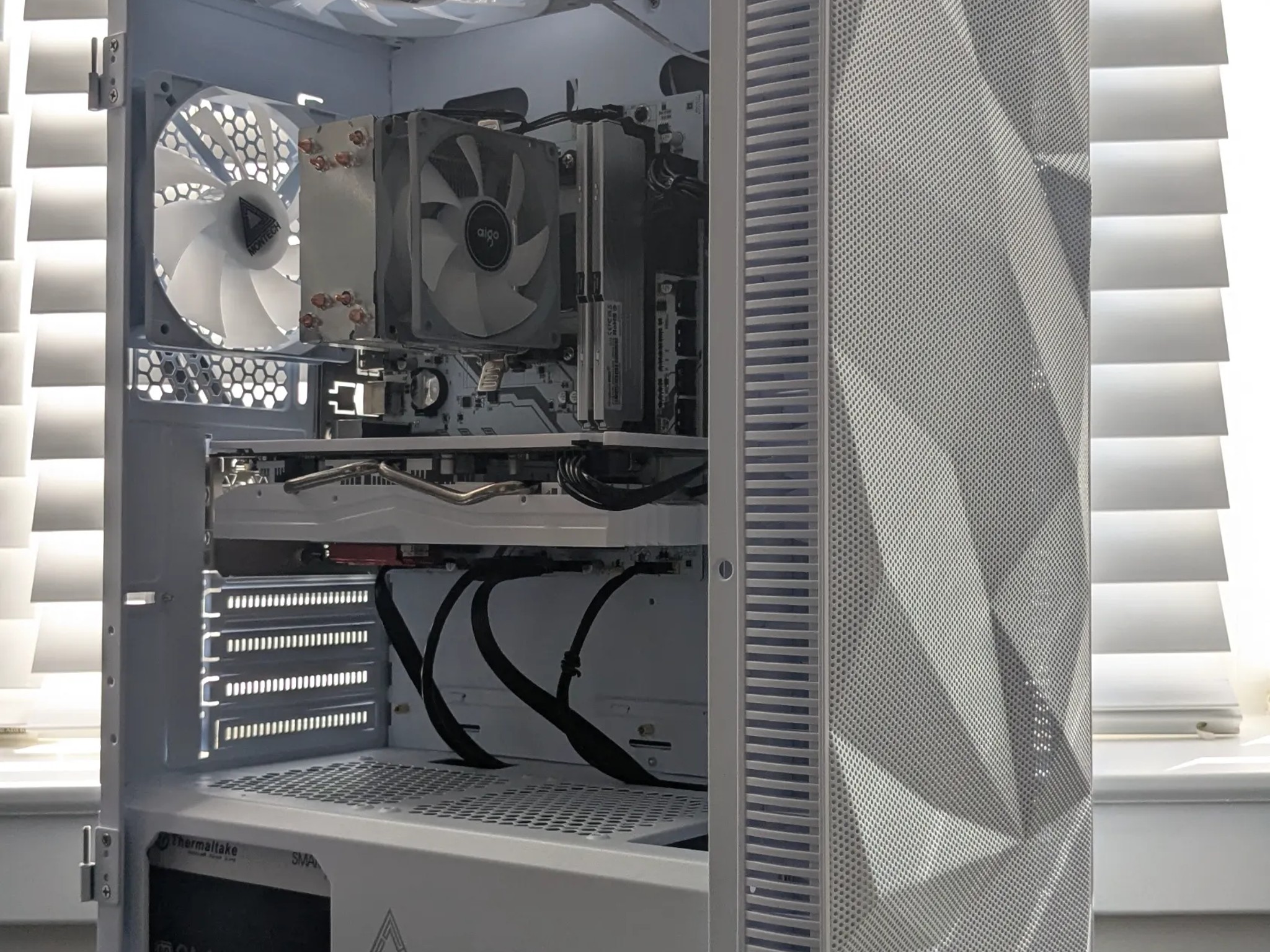❄️ Frost | AMD Ryzen 5 3500x - AMD Radeon RX 580 Gaming PC