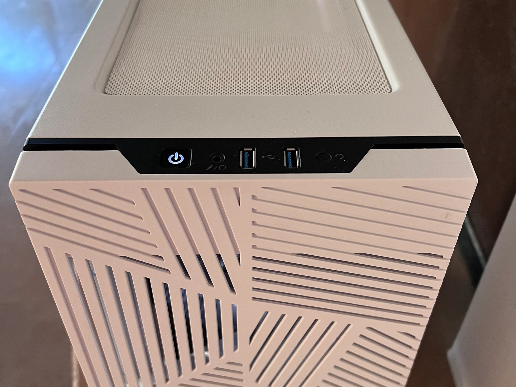🤍 Minimal White PC Build | Intel i7-10700K 🤍
