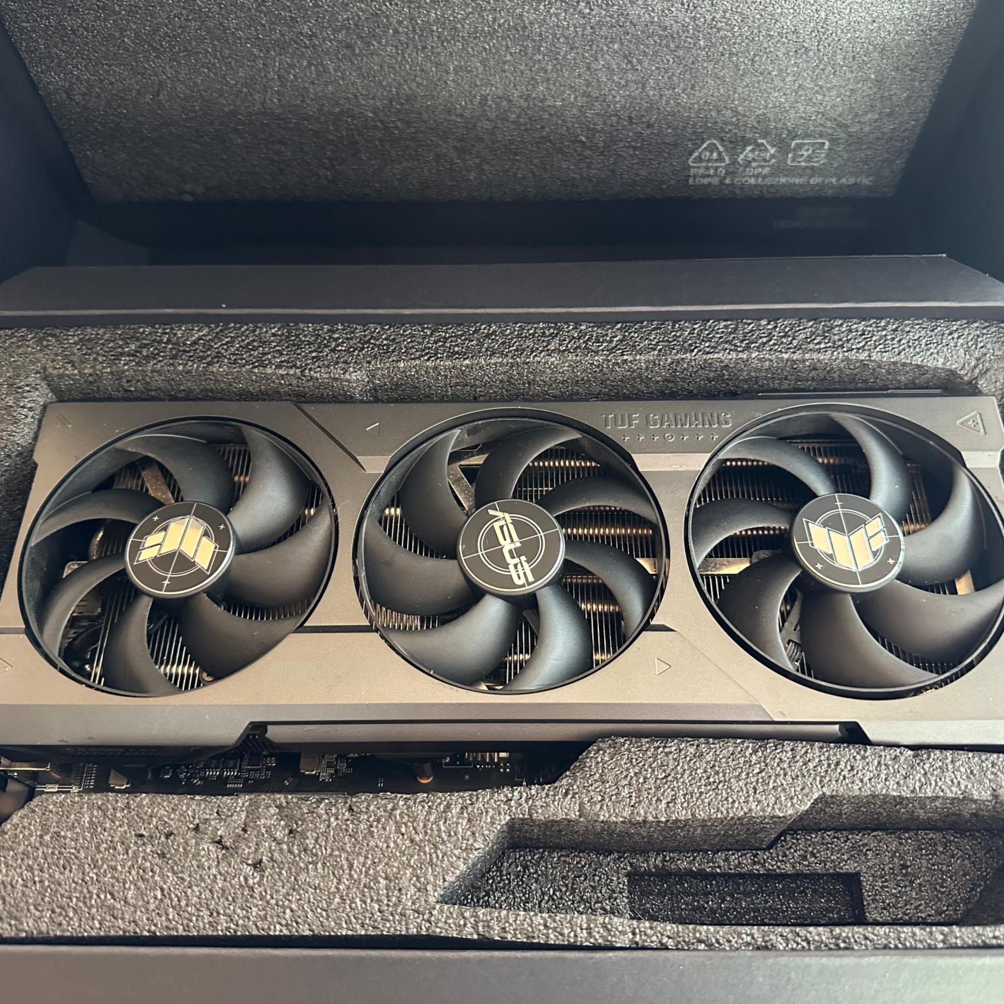 Asus RTX 4090 Tuf OC 24 GB