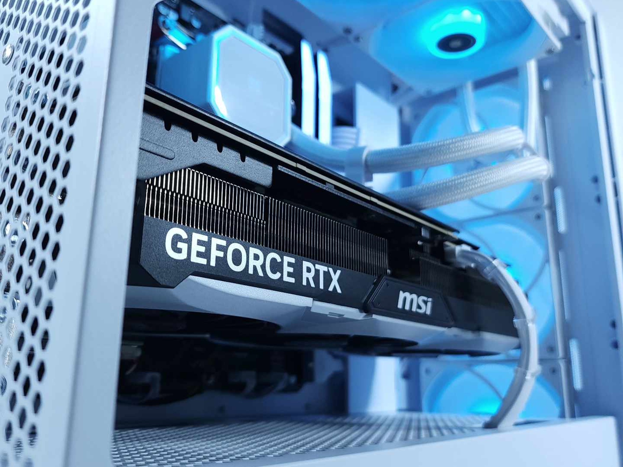 💙🤍RTX 4080 || Ryzen 7 7800X3D || 32GB 6000MHz || 2TB NVMe SSD || FREE SHIPPING 4K Gaming PC