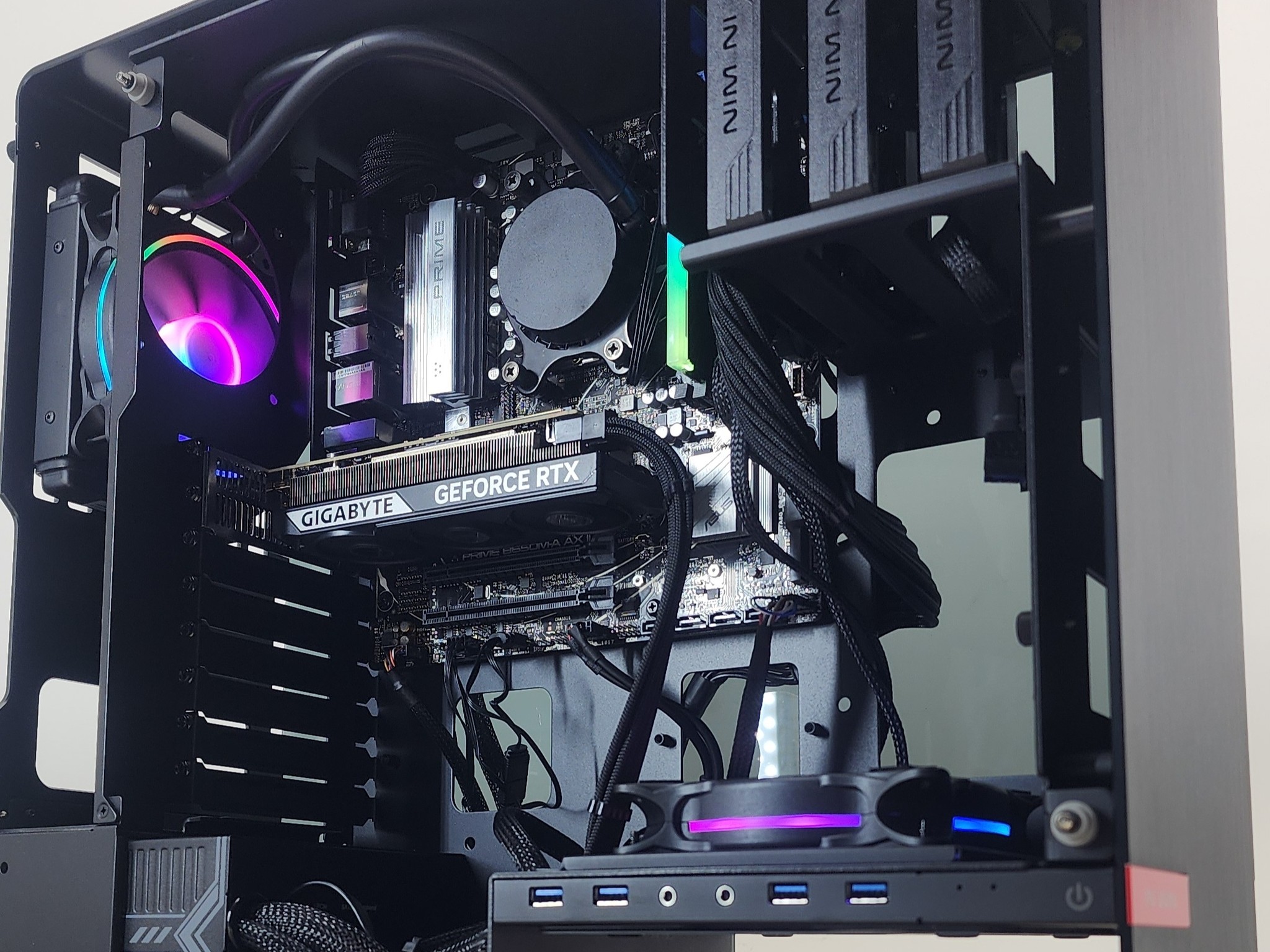 Gaming PC Ryzen 5 7600X 16GB RAM 1TB SSD RTX 5050 8GB Windows 11 Computer