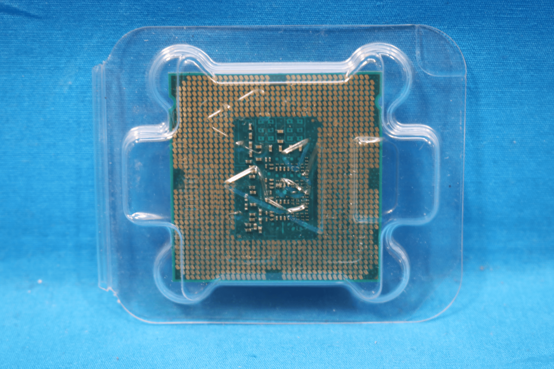 OEM Style Intel Core i5-4590 3.3Ghz Quad Core CPU with Clamshell