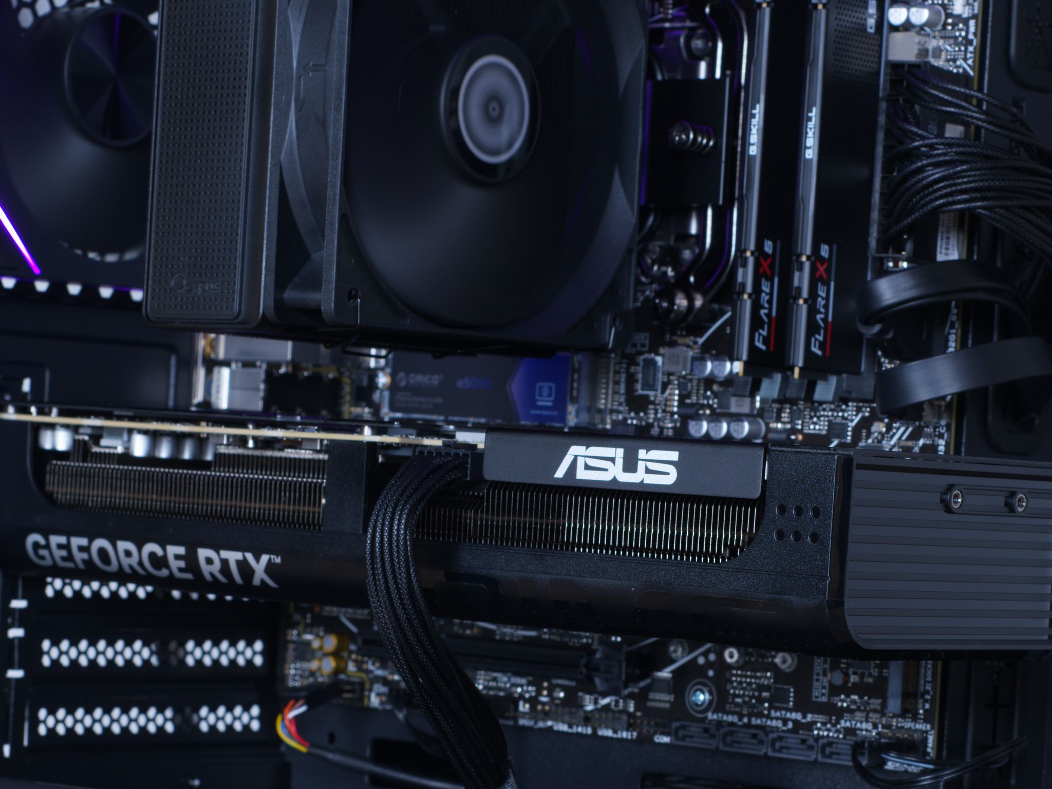 🟪Knight| 1440p Gaming PC: RTX 5070, Ryzen 5 7600X, 32GB DDR5 RAM, 1TB M.2 SSD w/ Wifi