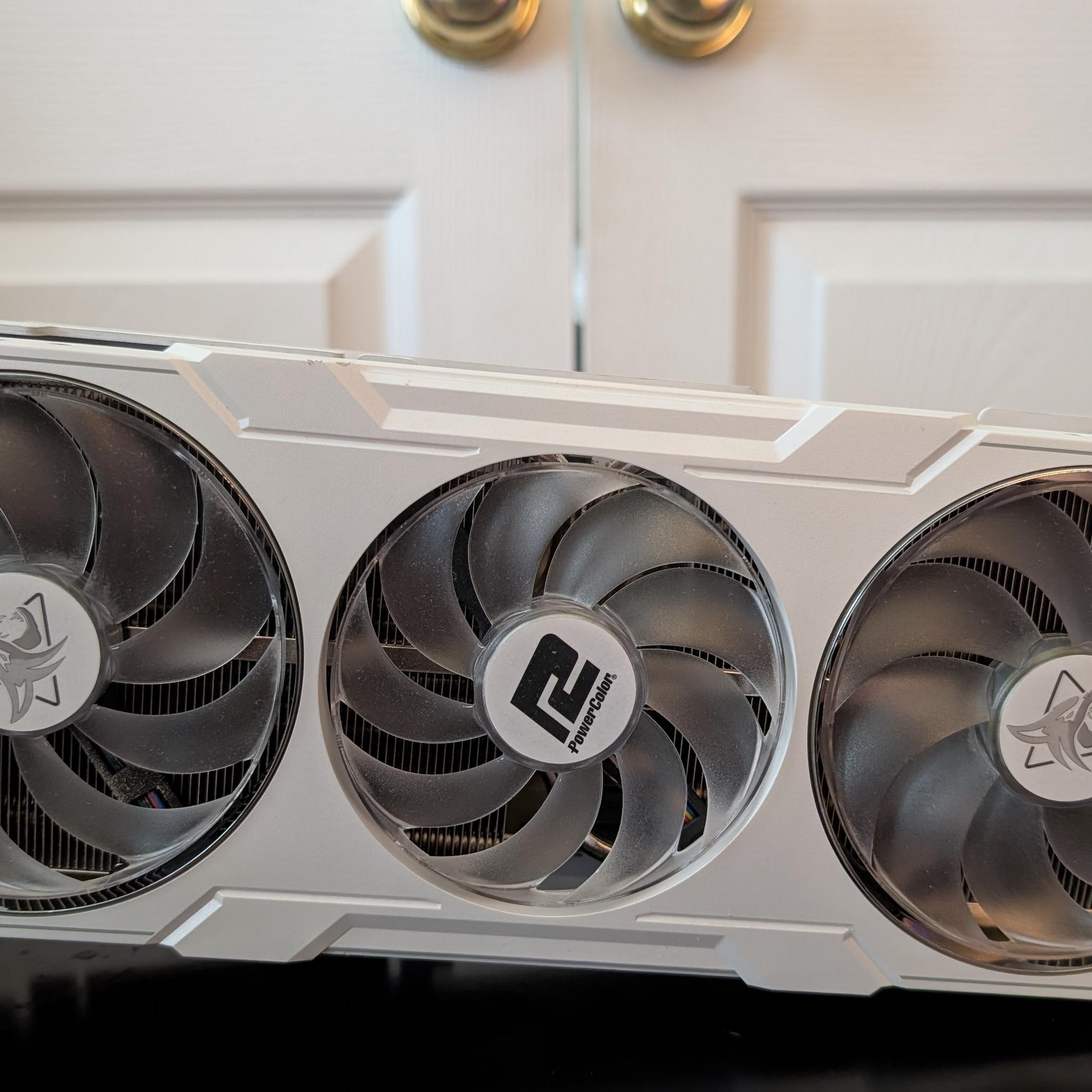 PowerColor Hellhound Spectral White Radeon RX 7900 XTX