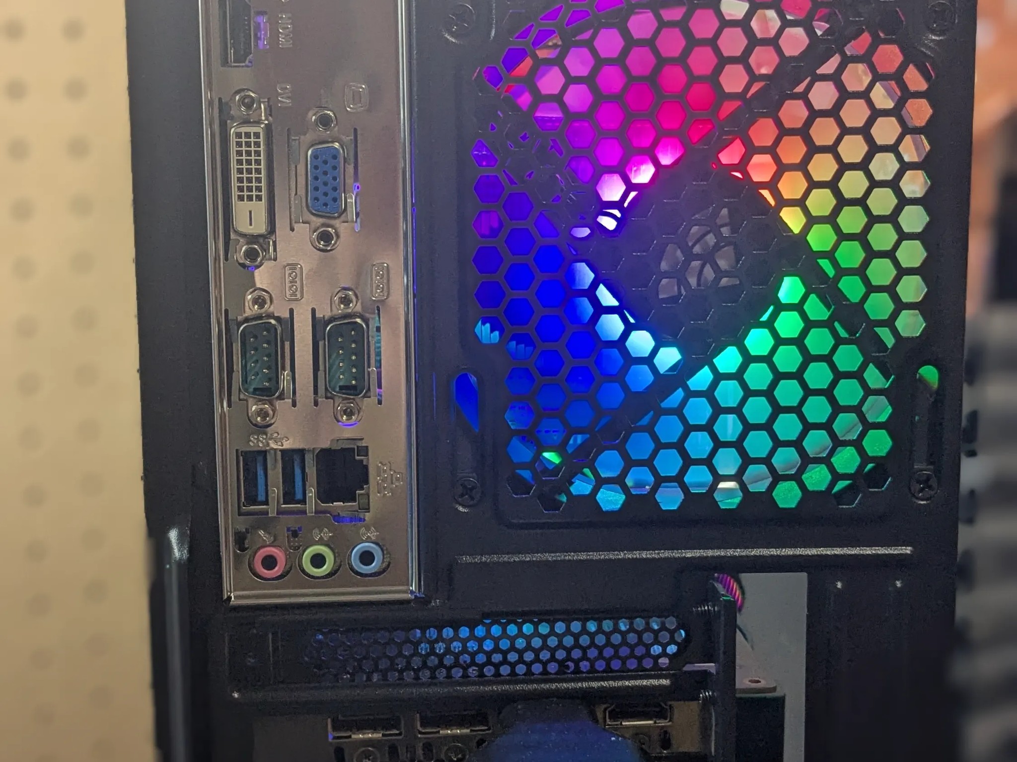 100 FPS Fortnite | 180 Day Warranty | i5-4570 , 16GB RAM, 480GB SSD, RX 480 8GB, RGB, Wifi, Win10