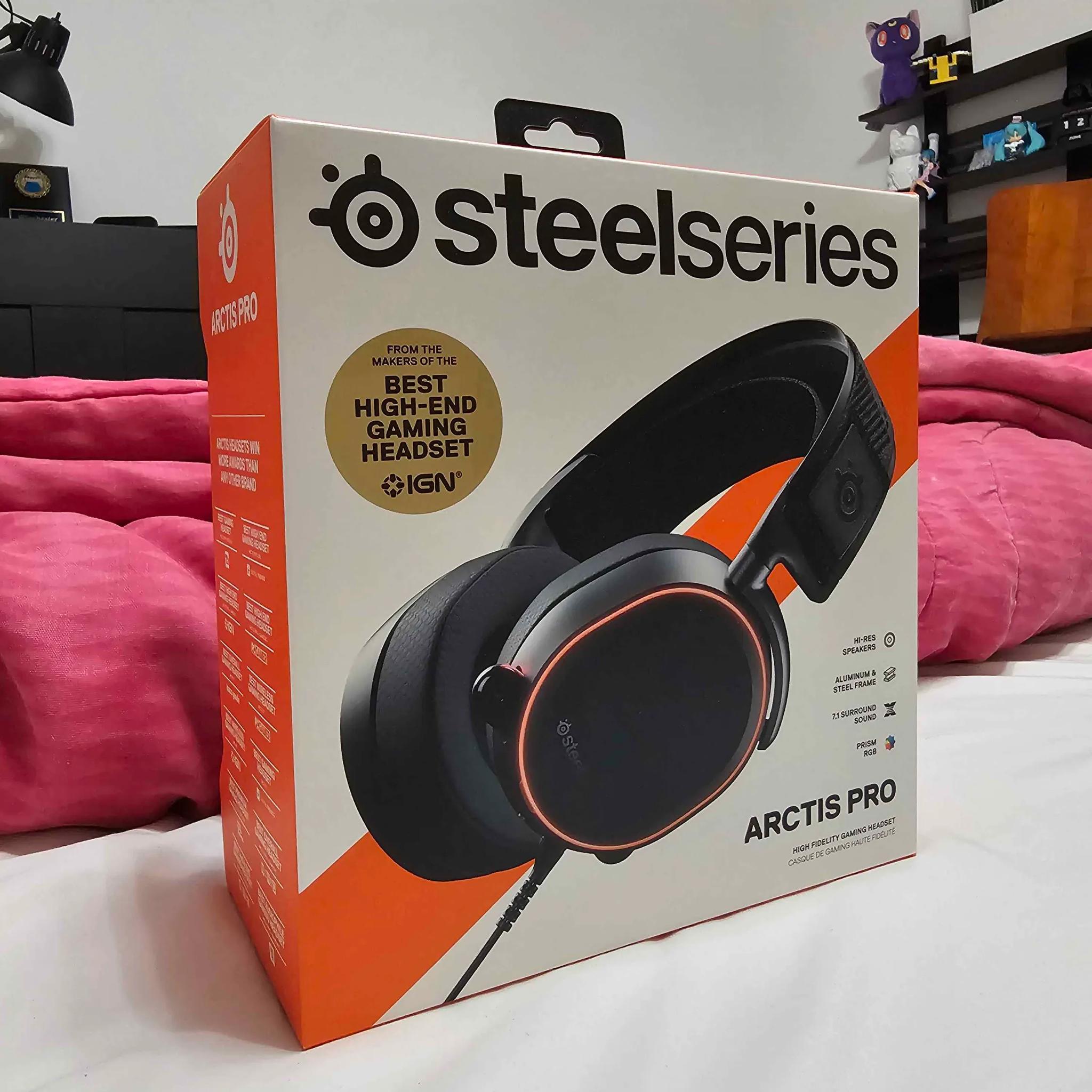 SteelSeries Arctic Pro Headset