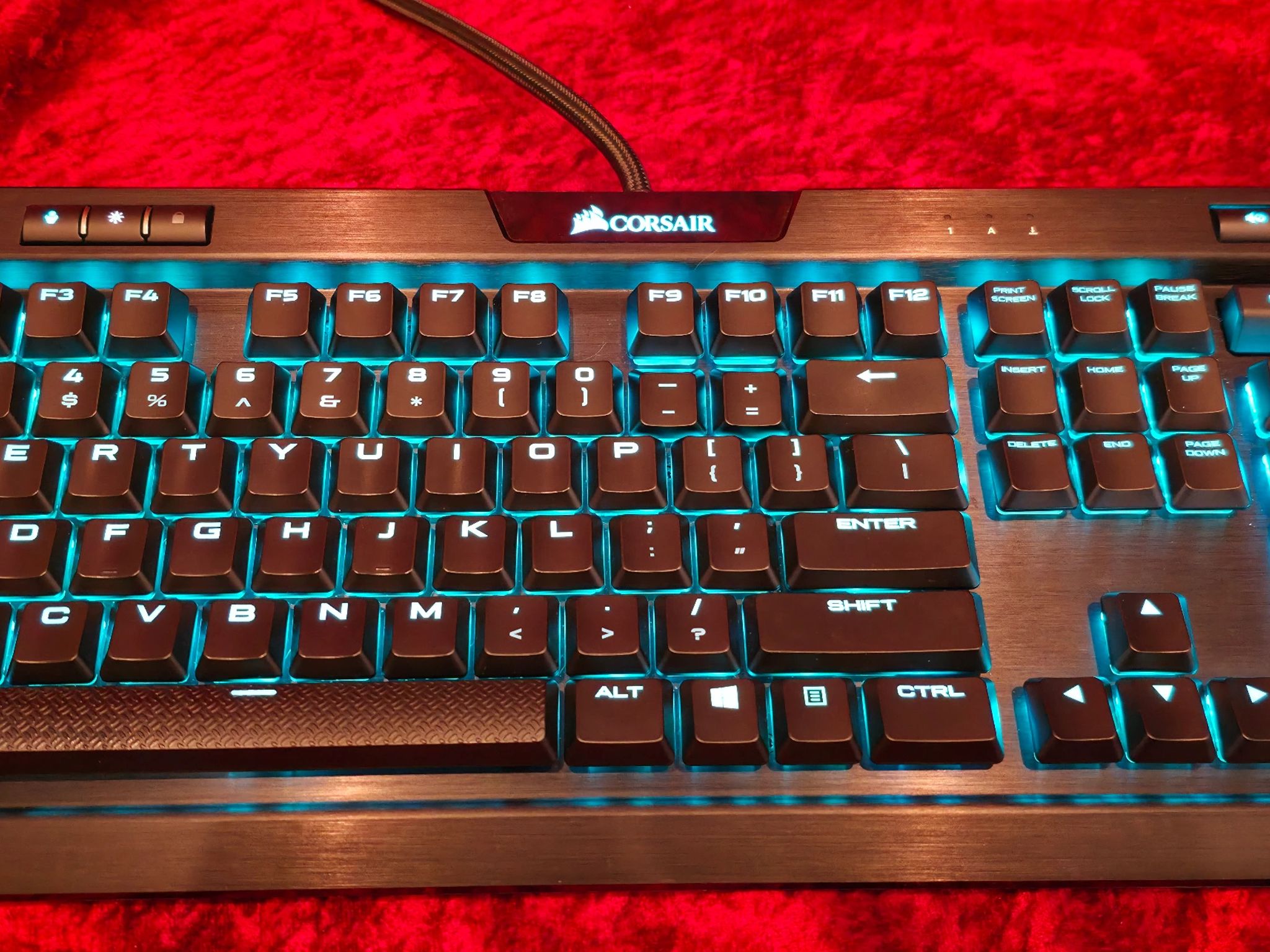 Corsair K70 RGB MK.2 Low Profile Rapid Fire