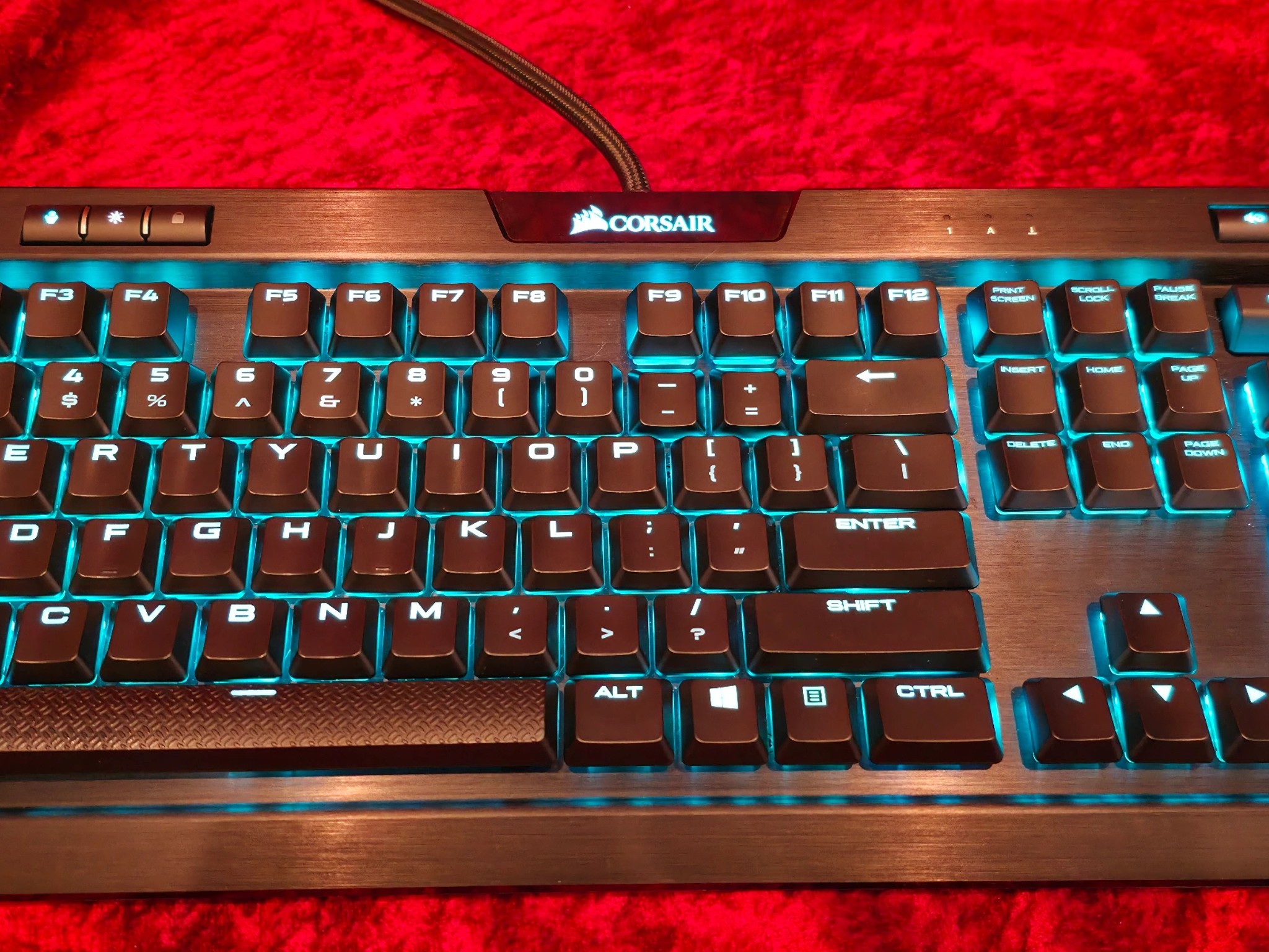 Corsair K70 RGB MK.2 Low Profile Rapid Fire