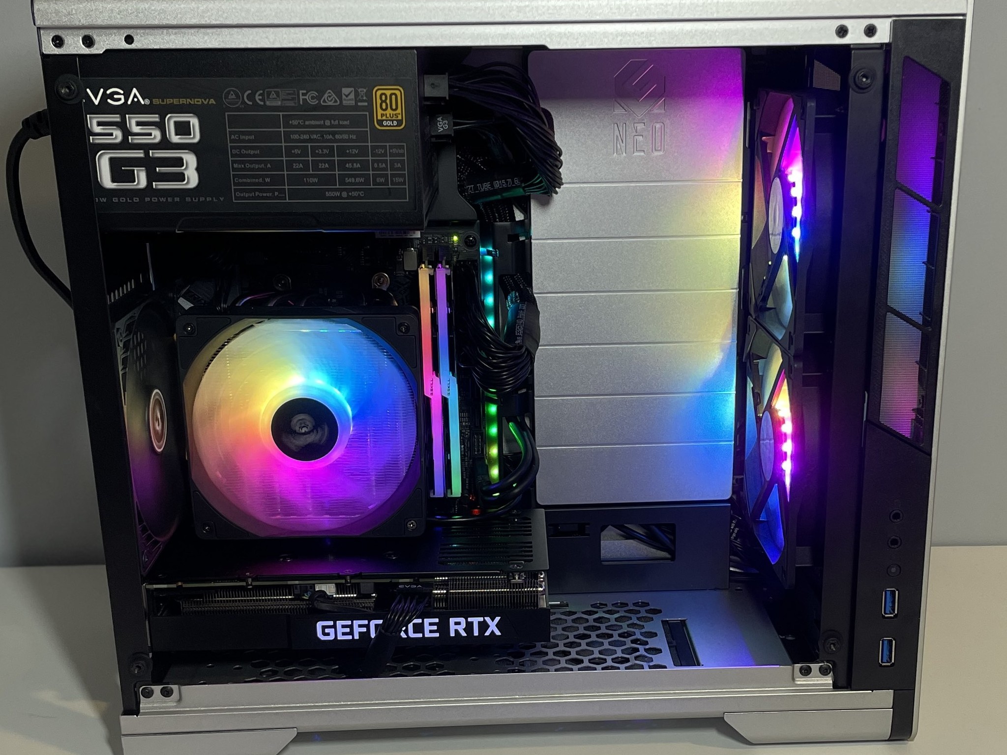 Minima: Ryzen 5 5600, RTX 3060ti Gaming PC 