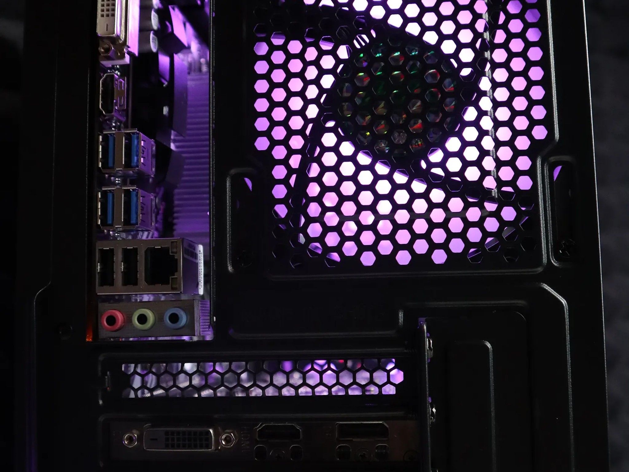 Rocket | Ryzen 5 1600/RX 570 4GB Gaming PC 
