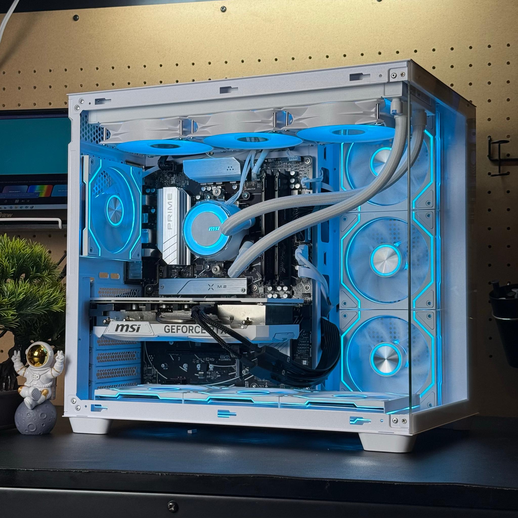 All White Gaming PC | RTX 4070 Ti Super | Ryzen 9 7950x | 32GB DDR5 RAM | 2TB | Windows 11