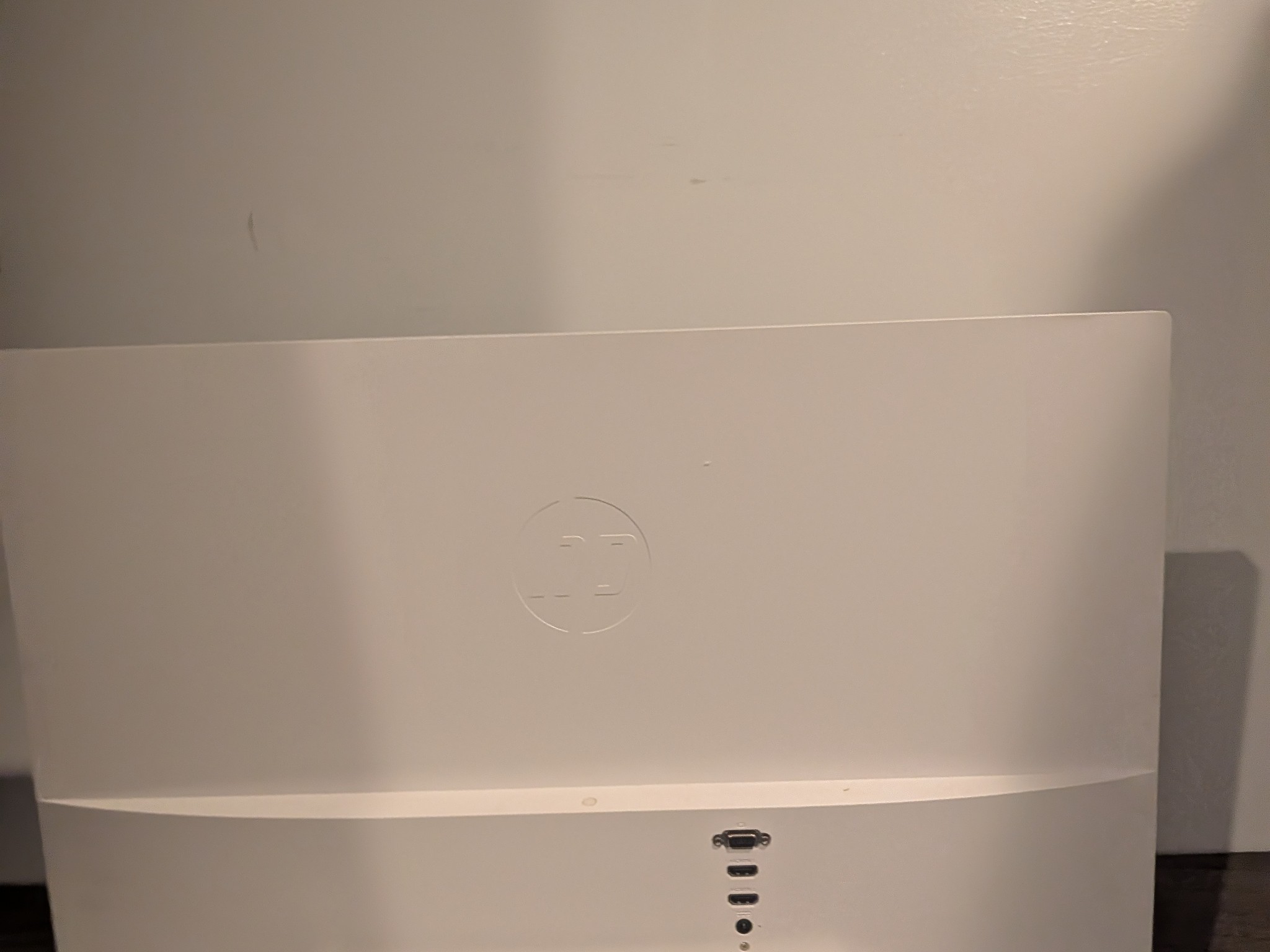 HP Pavilion 27xw Monitor With CABLE