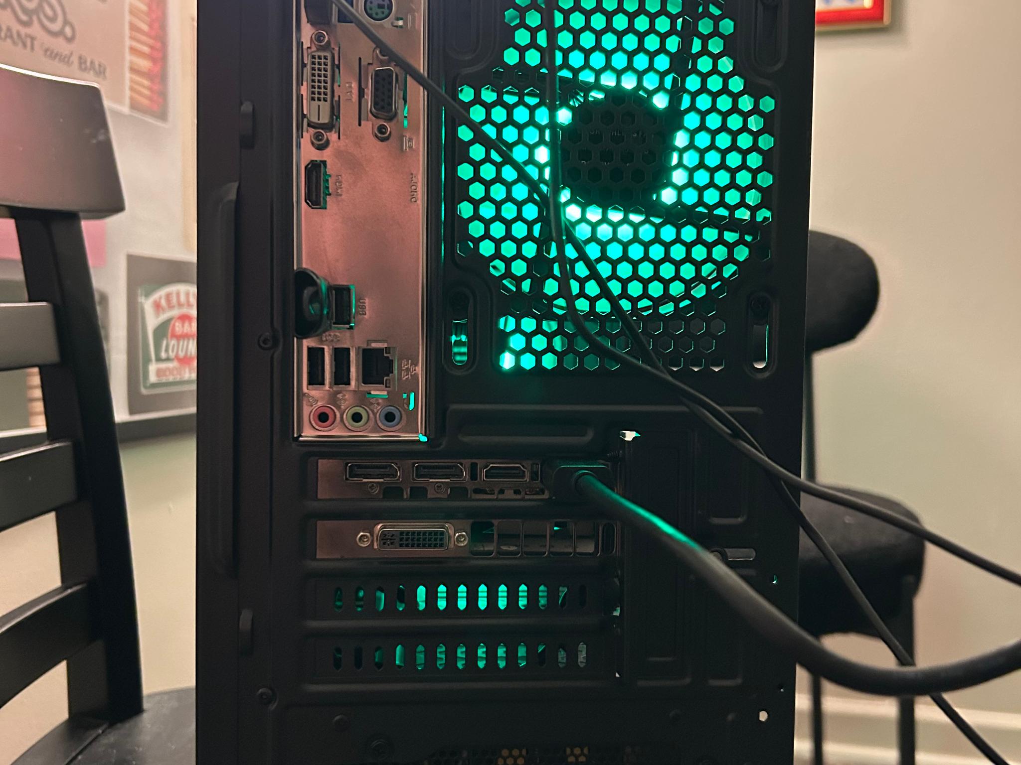 Gaming/Multipurpose PC - I7-6700/GTX 970 - 2x4GB RAM - 512GB SSD - WIN 11 H