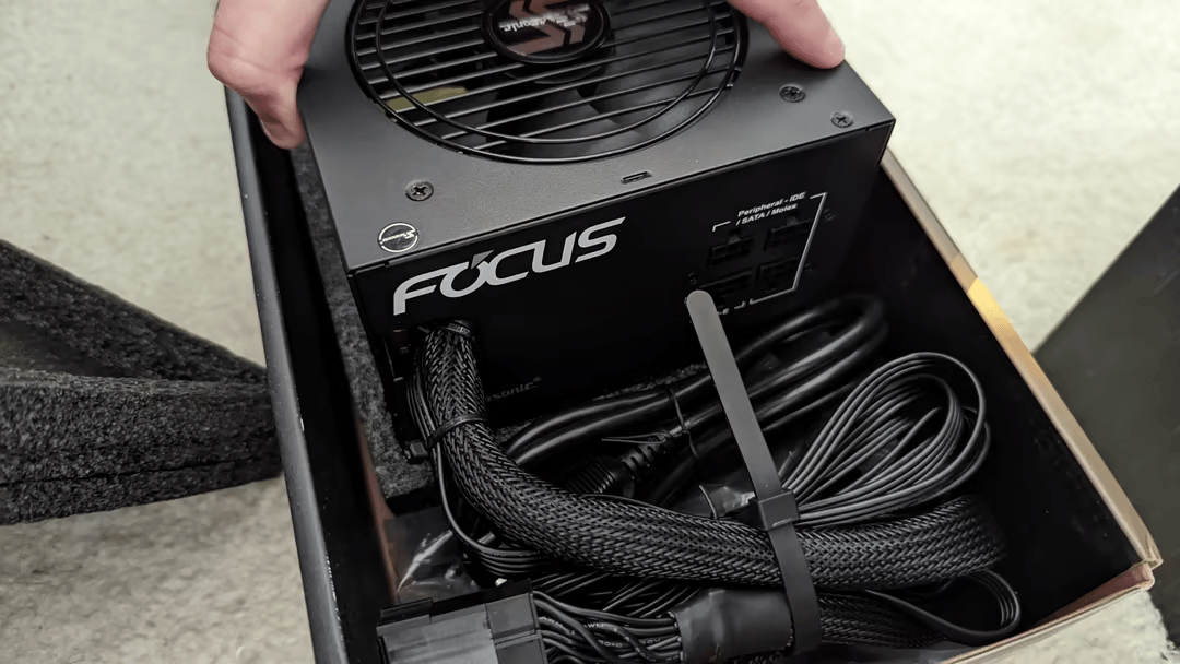 NEVER USED! SeaSonic 750W Power Supply with 80+ GOLD Standard