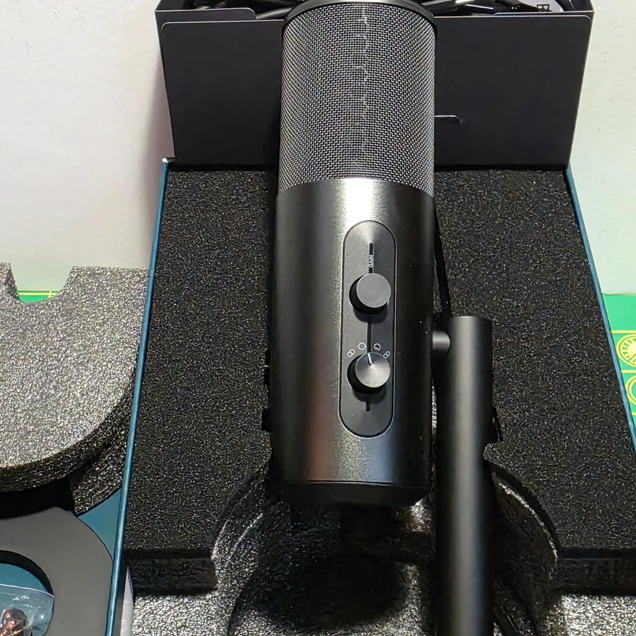 Streaming Starter Bundle: EVGA XR1 Lite Capture Card + EPOS B20 Mic, Open Box, **TESTED** 1080p