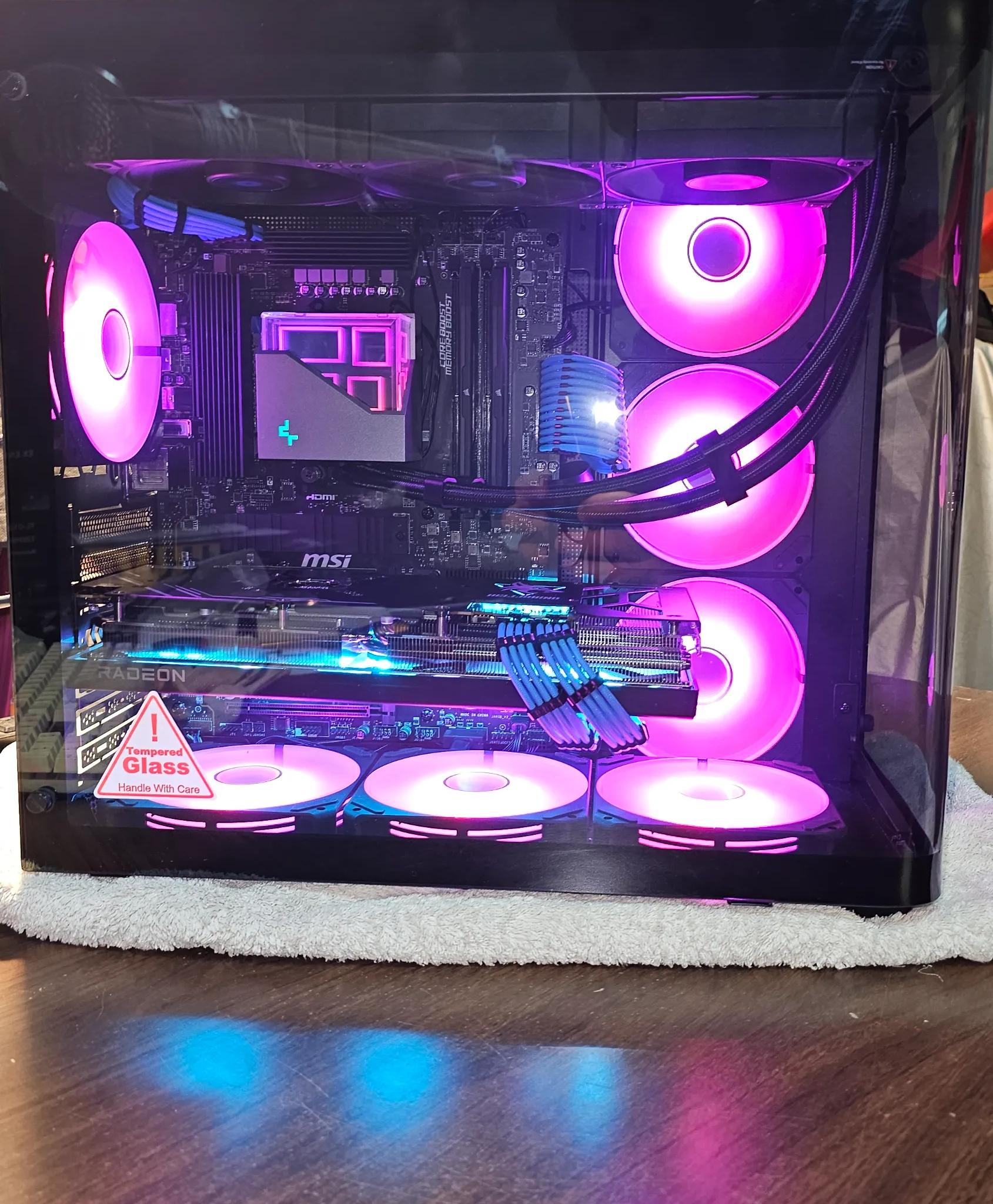 🐺HELLHOUND🐺| 1440P/4K | RX 7800XT | RYZEN 7600X | 32GB DDR5 | GAMING PC - (NEW IN BOX) $1499