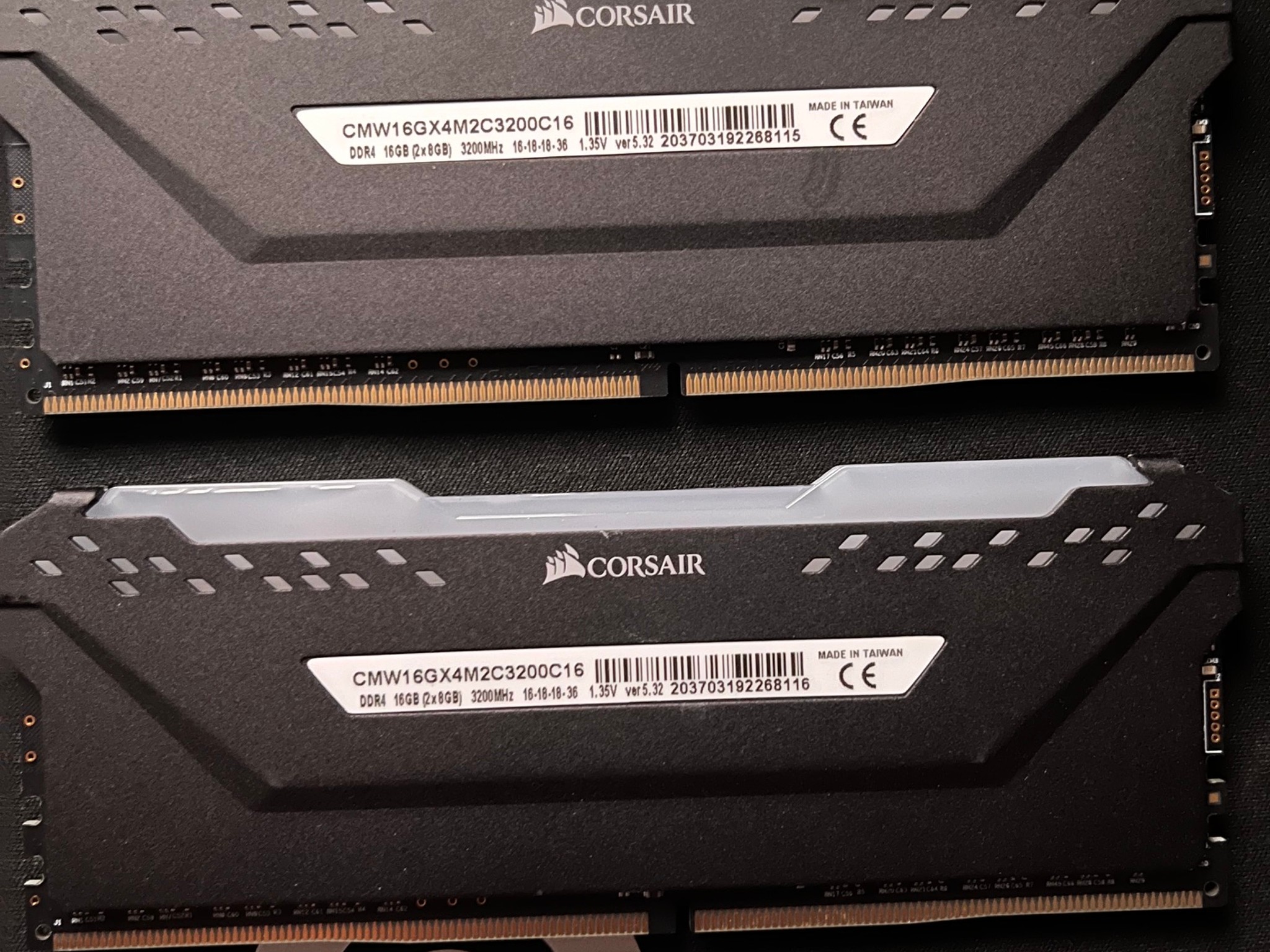 CORSAIR Vengeance RGB Pro 16GB (2 x 8GB)