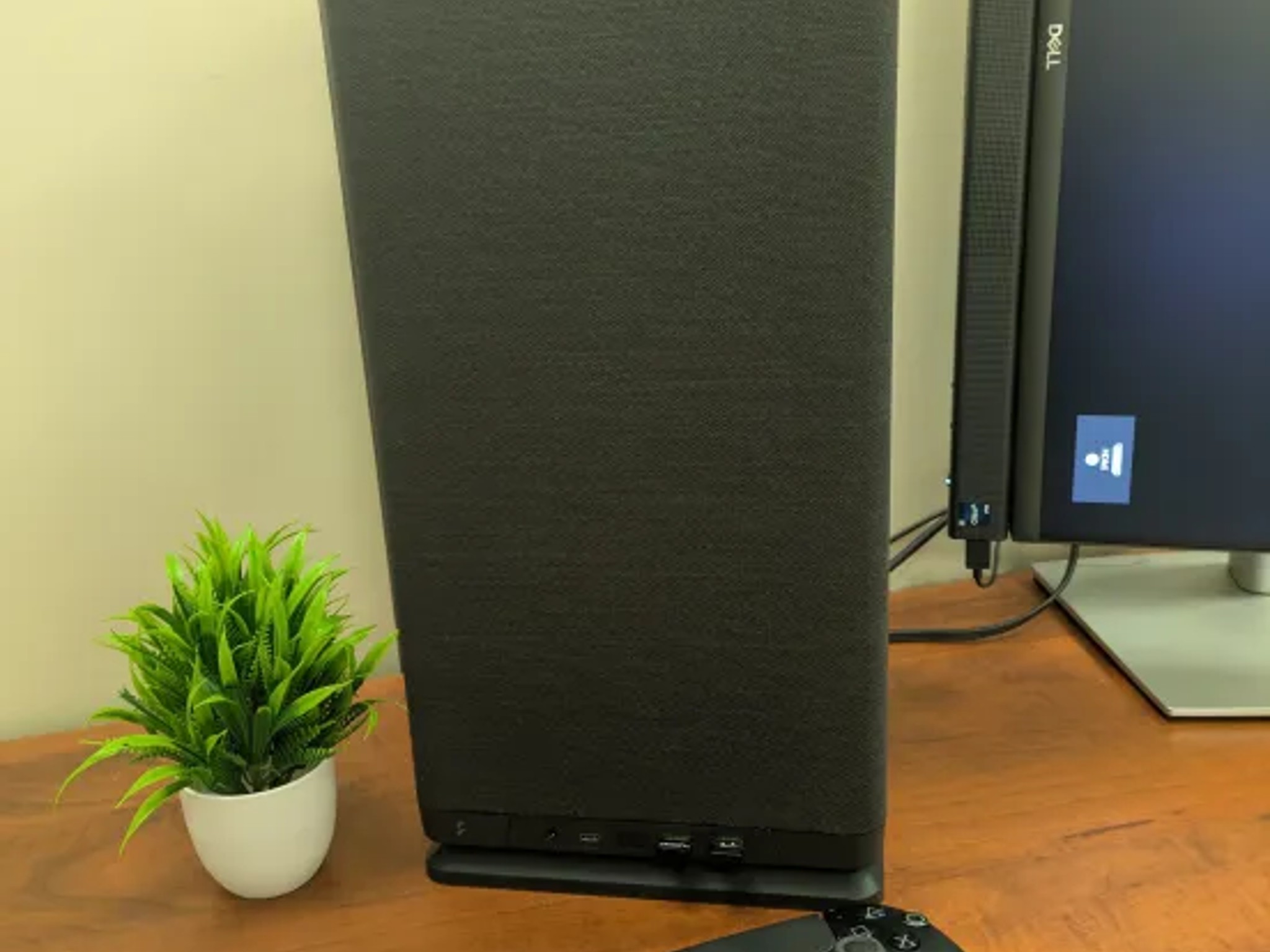 Fractal Mood Gaming PC