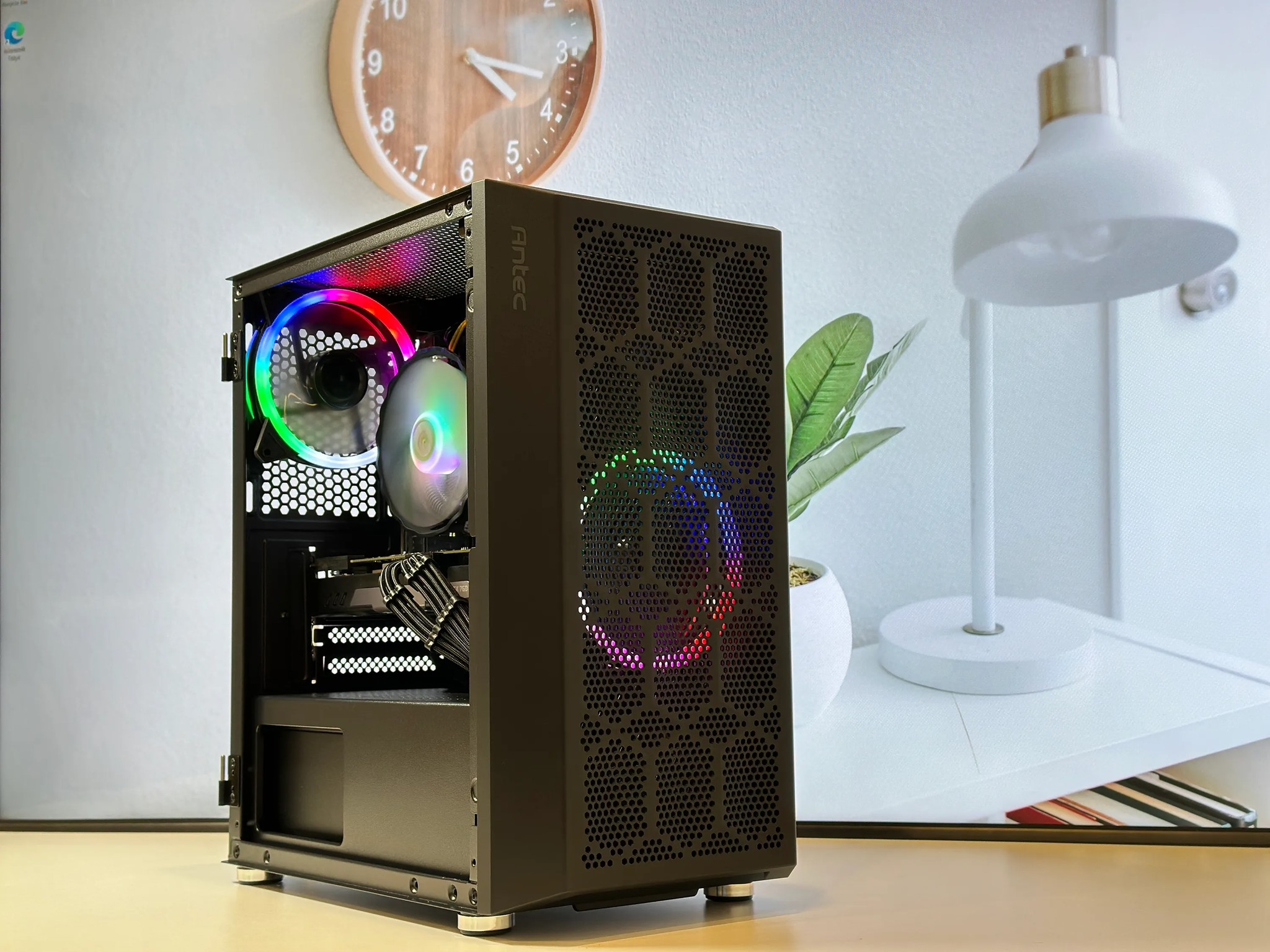 🕹️Starter Gaming PC🕹️Nvidia GTX 760🕹️Intel Xeon 1270 V3🕹️16GB DDR4 RAM🕹️500GB SSD