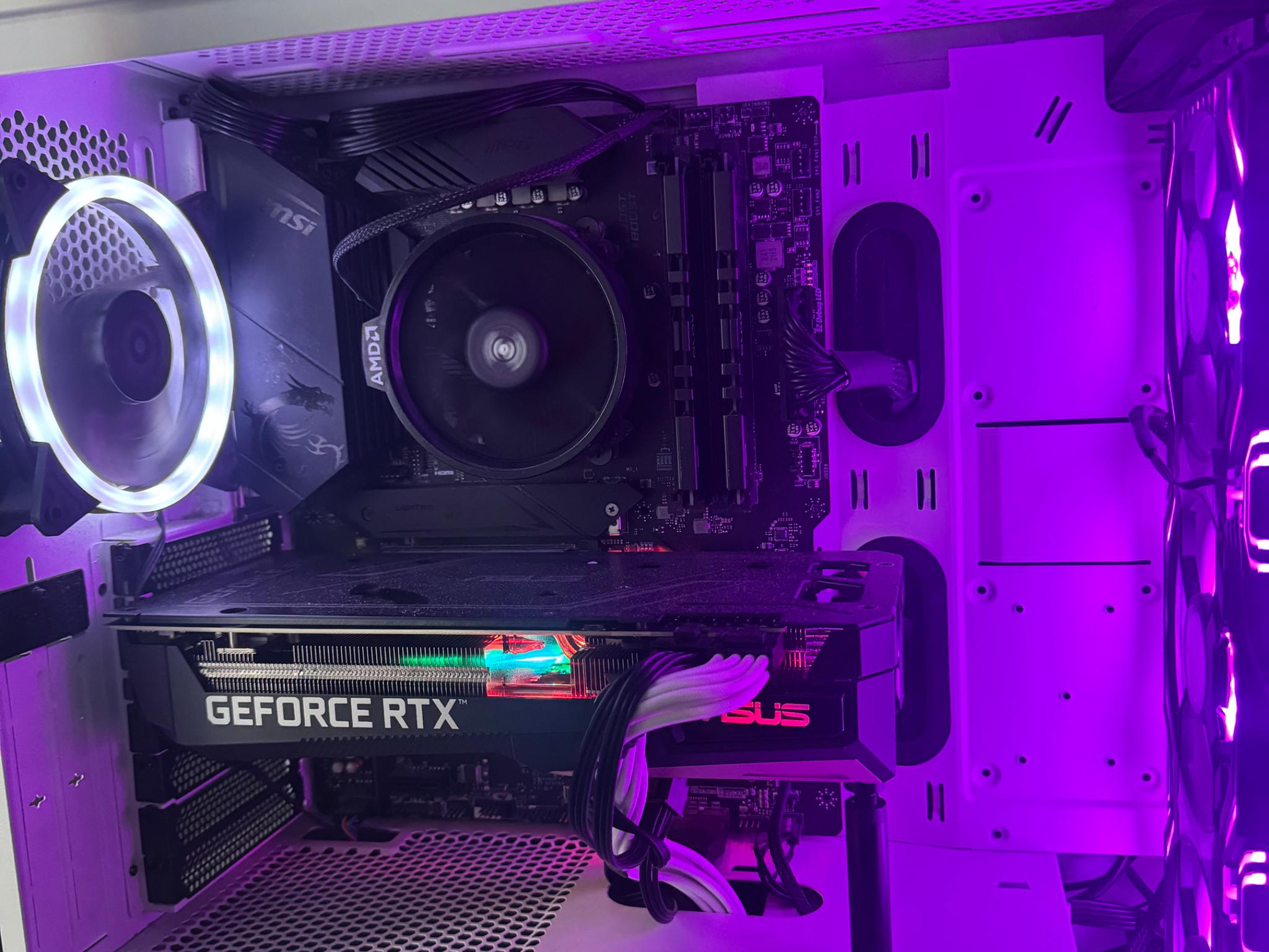 Gaming PC! RTX 3070 and R5 5600x.
