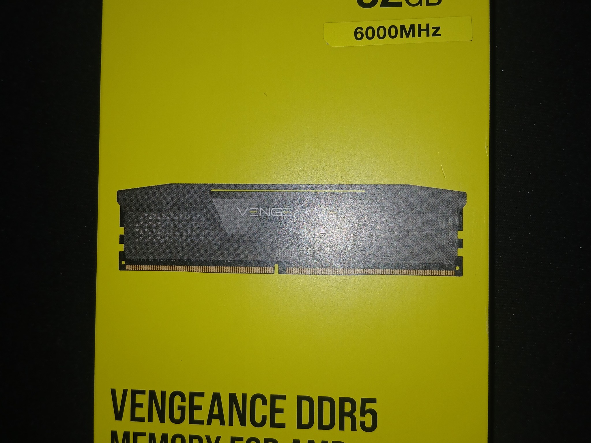 CORSAIR Vengeance 32GB (2 x 16GB) CL30 6000 CMK32GX5M2B6000Z30