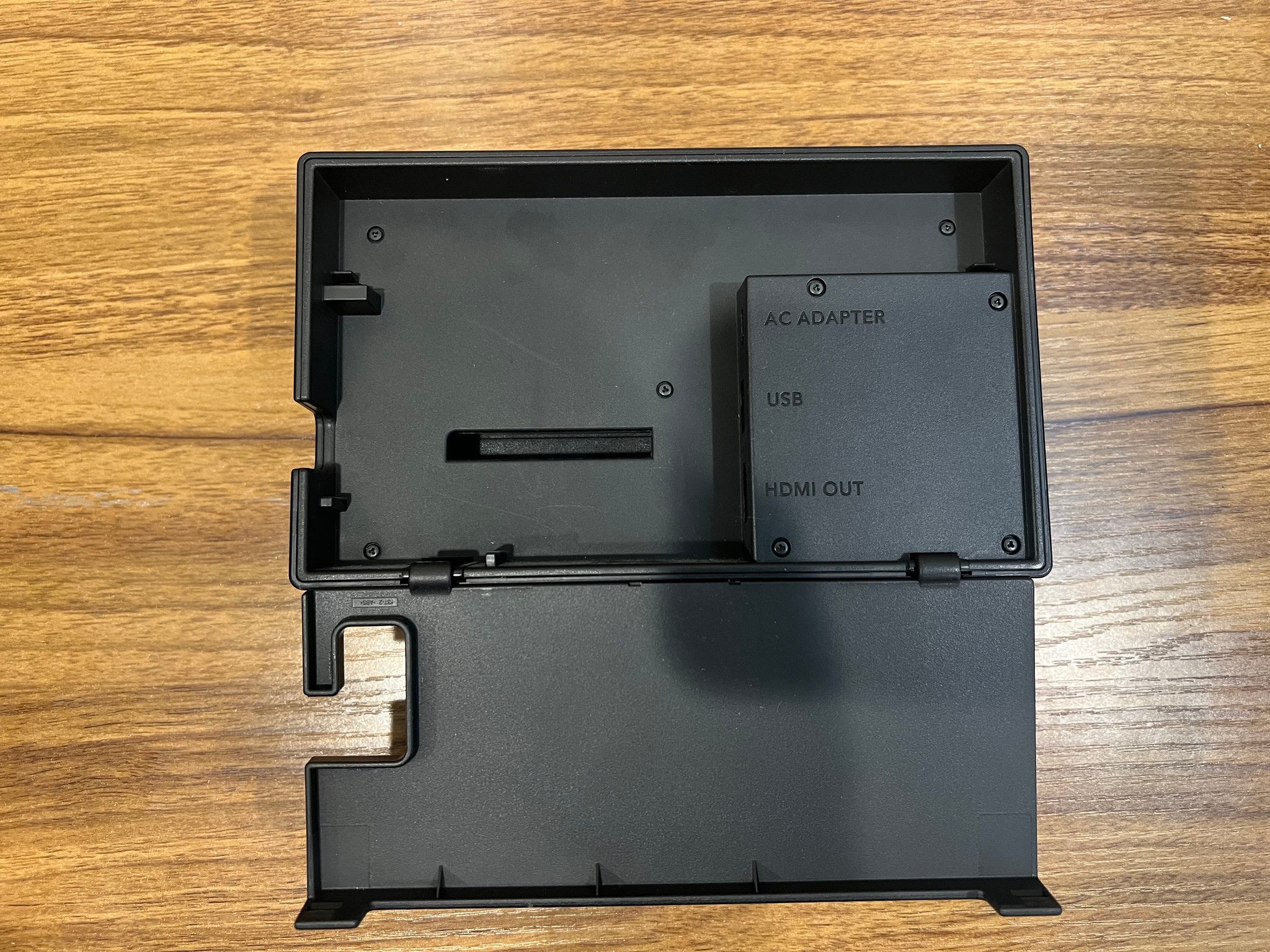 Nintendo Switch V2 32GB | Comes with Joycons Power and HDMI Cables | Gray
