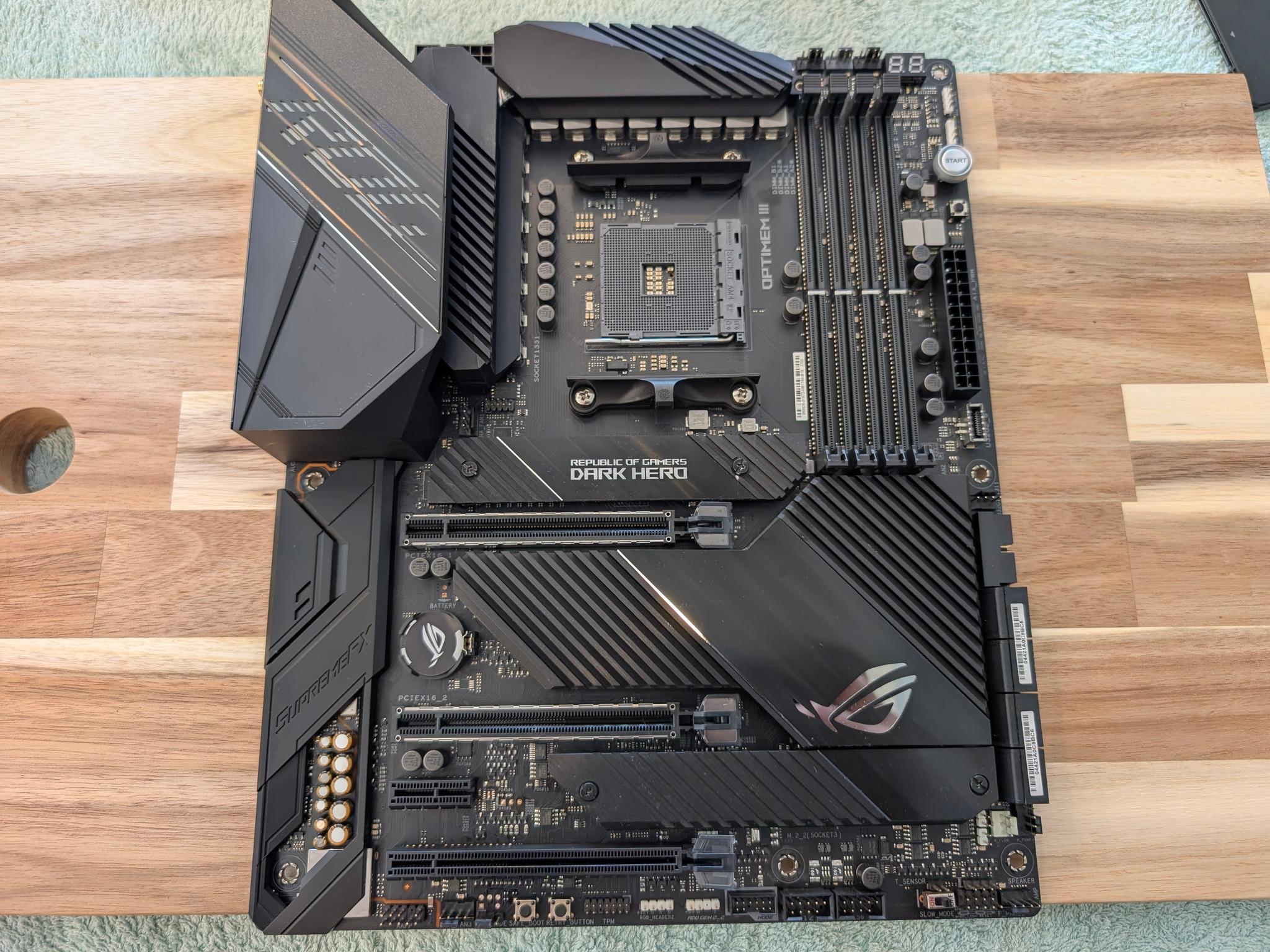 🏆 AM4 ENDGAME 🏆 ASUS ROG Crosshair VIII Dark Hero 🌑 | Latest BIOS ⚡ | Boxed & Ready! 📦🔥