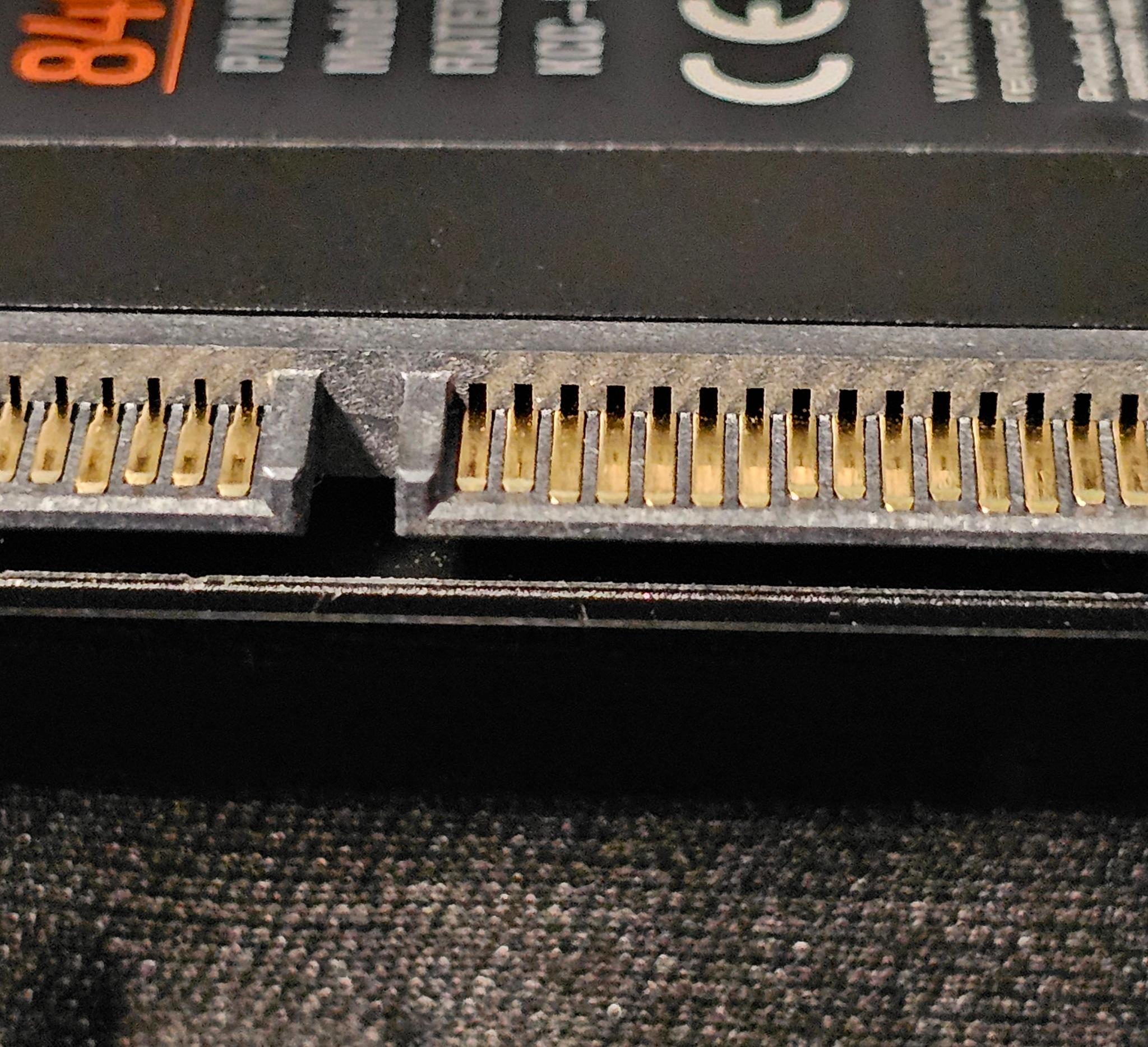 Samsung 840 PRO 128GB SATAIII 2.5"x7mm SSD - Please Read Description