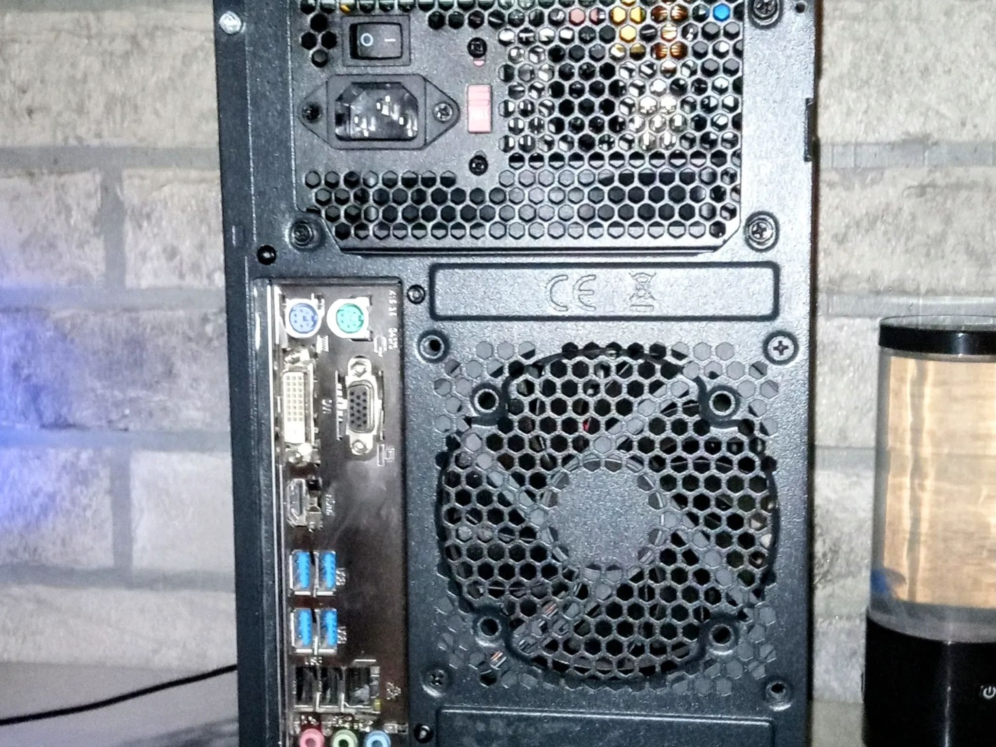 Desktop Pc-i5 4430-GTX 1060-16GB RAM-256GB SSD-300GB HD-WIN11 PRO/WIFI