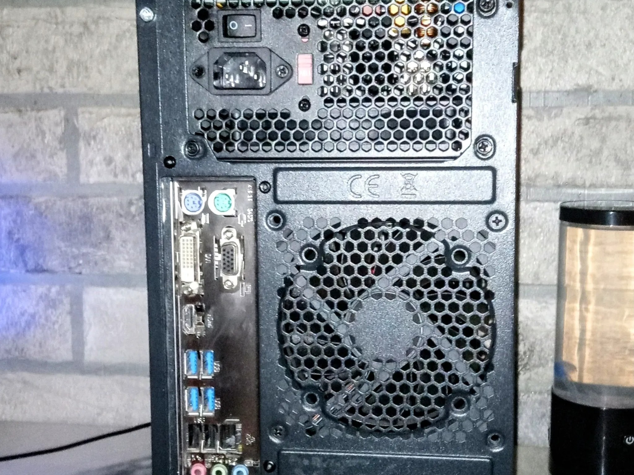 Desktop Pc-i5 4430-GTX 1060-16GB RAM-256GB SSD-300GB HD-WIN11 PRO/WIFI