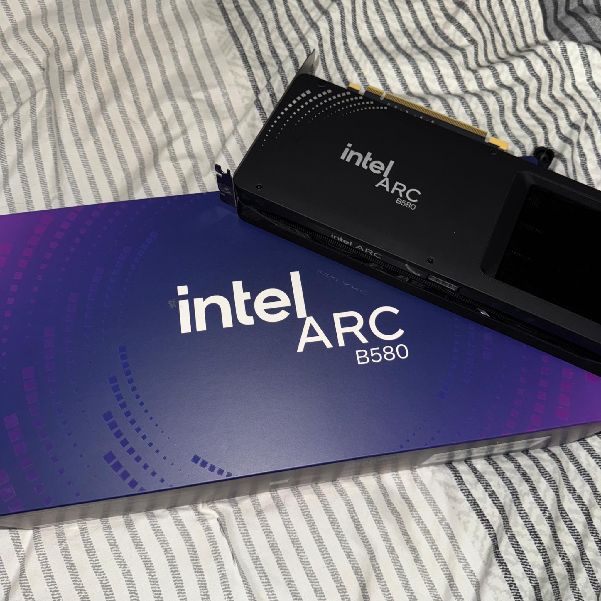 Intel Arc B580 12GB