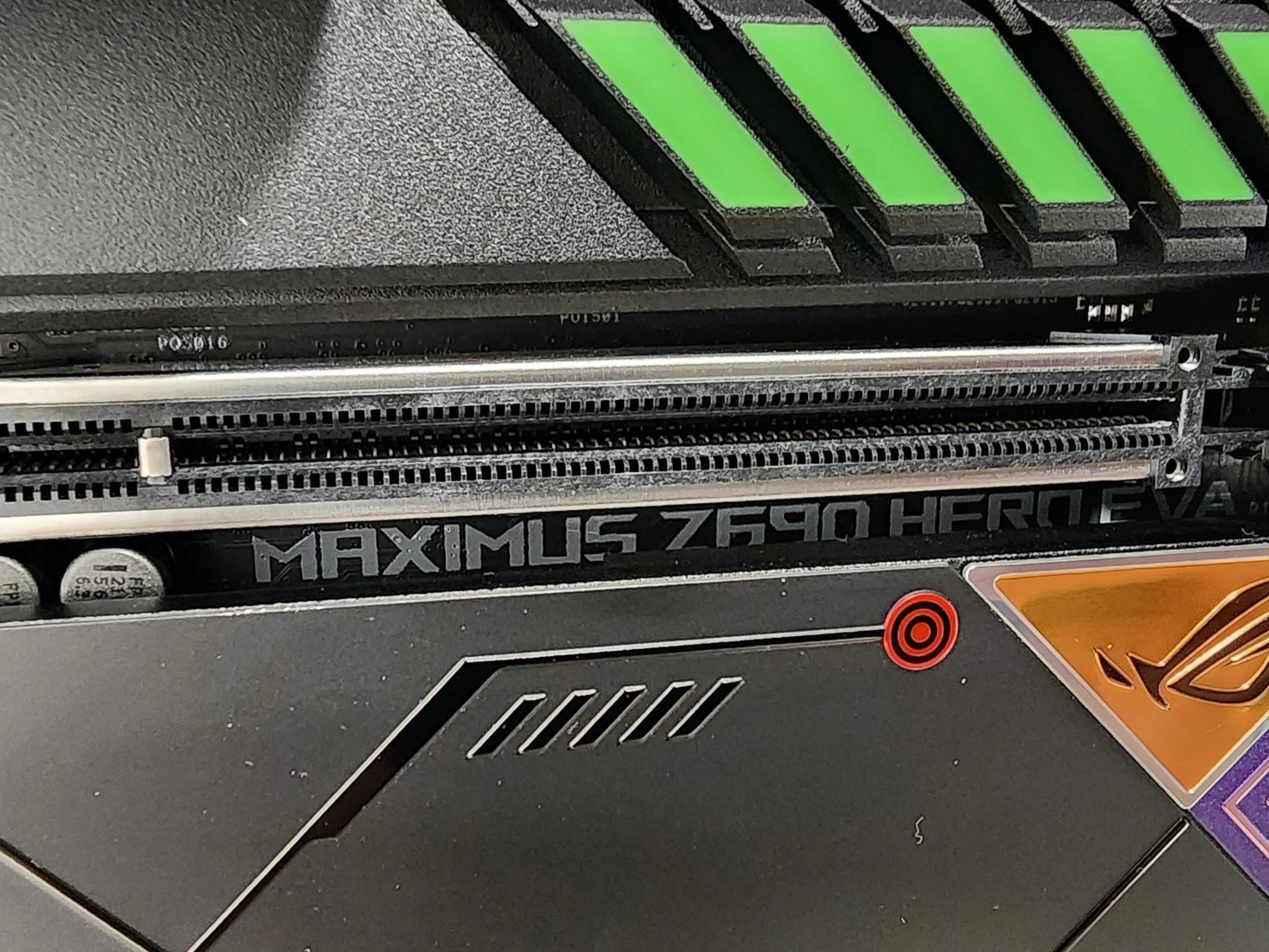 UPDATED BIOS ASUS ROG Maximus Z690 Hero EVA Edition LGA 1700 ATX Motherboard