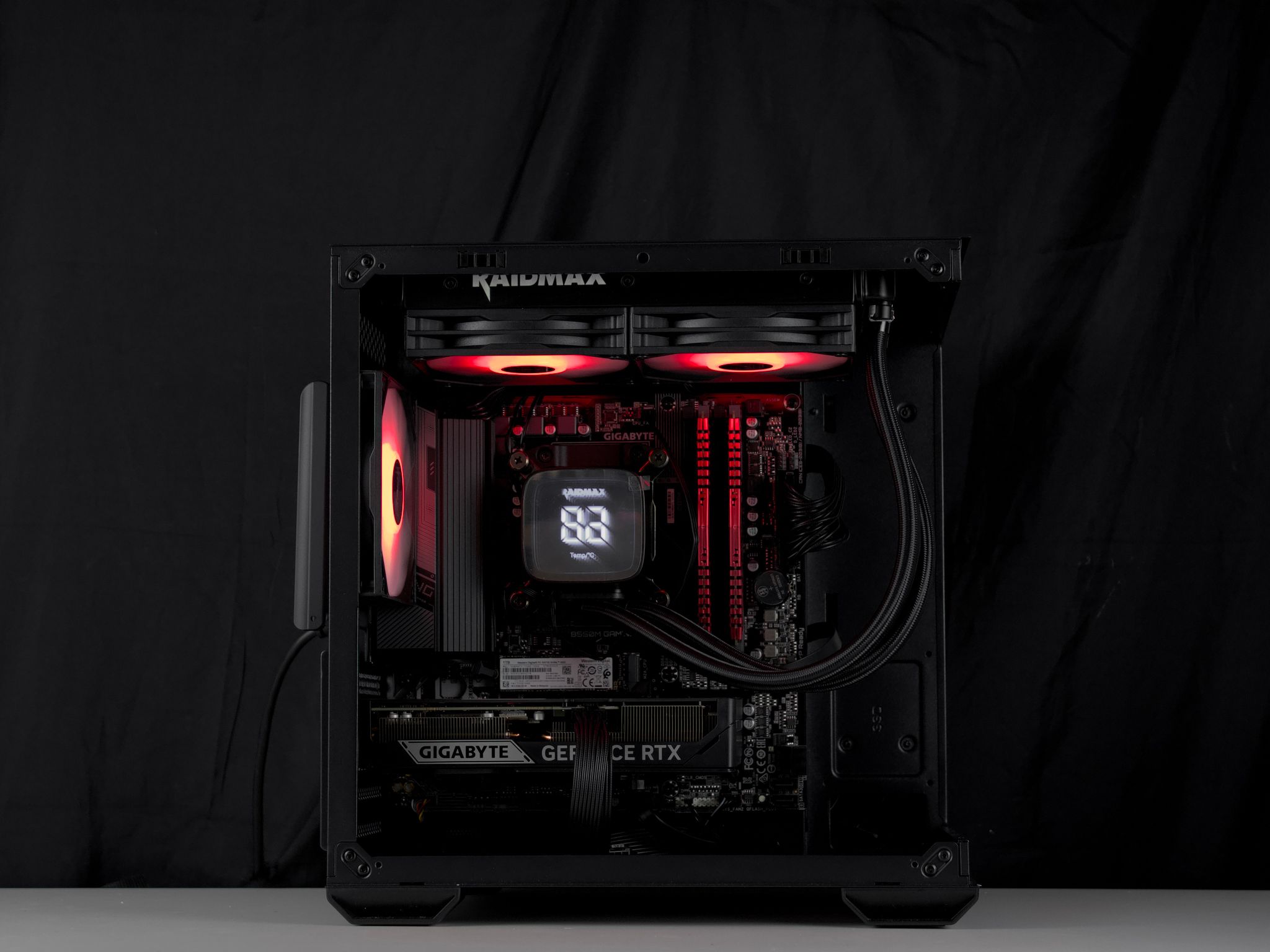 ♠️♥️Black Gaming PC – RTX 5060 TI, Ryzen 5 5600, 16GB RAM, 1TB SSD - WiFi, BlueTooth ♠️♥️