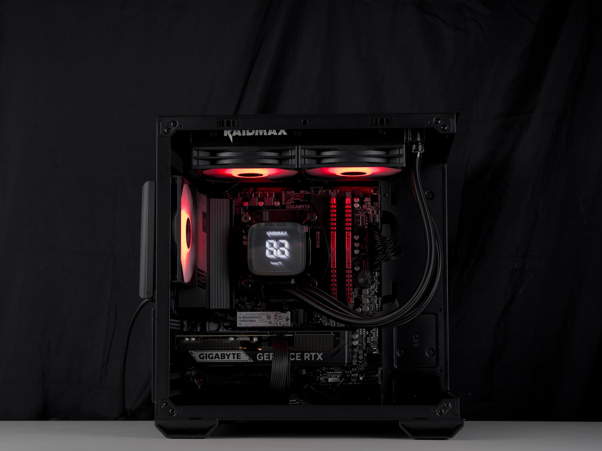 ♠️♥️Black Gaming PC – RTX 5060 TI, Ryzen 5 5600, 16GB RAM, 1TB SSD - WiFi, BlueTooth ♠️♥️
