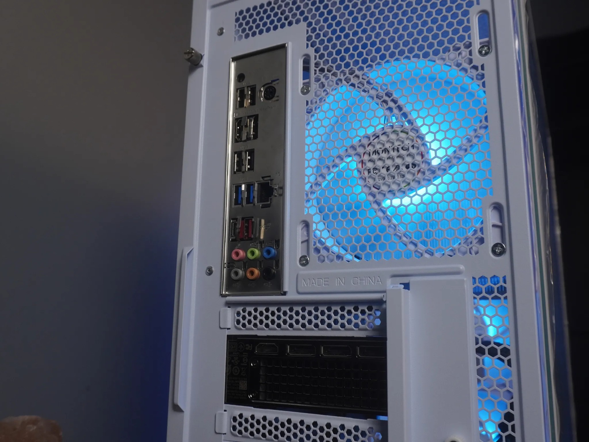 🤍AESTHETIC🤍 1440p/1080p GAMING MACHINE 💚RTX 3060ti 🧡 Ryzen 5 3600 | 32GB | WIFI