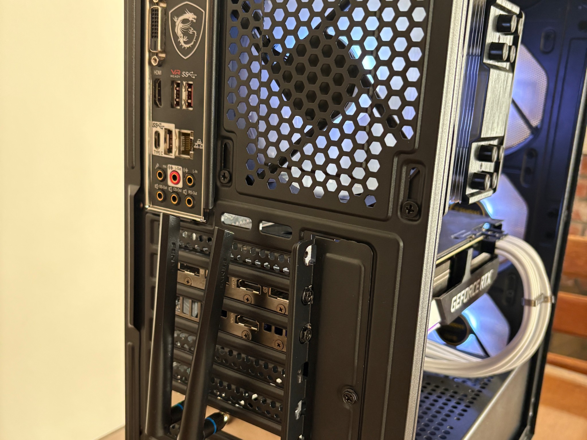 ⚪️⚫️ | Ryzen 5 3600 + RTX 3070 8GB | 32GB | WiFi INCLUDED