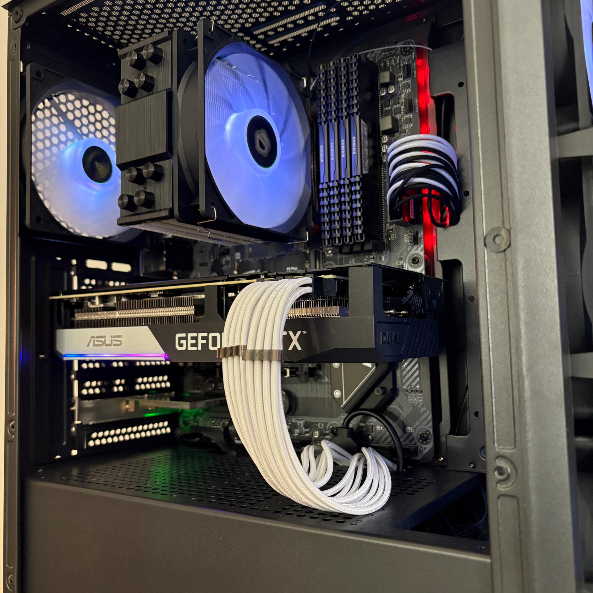 ⚪️⚫️ | Ryzen 5 3600 + RTX 3070 8GB | 32GB | WiFi INCLUDED