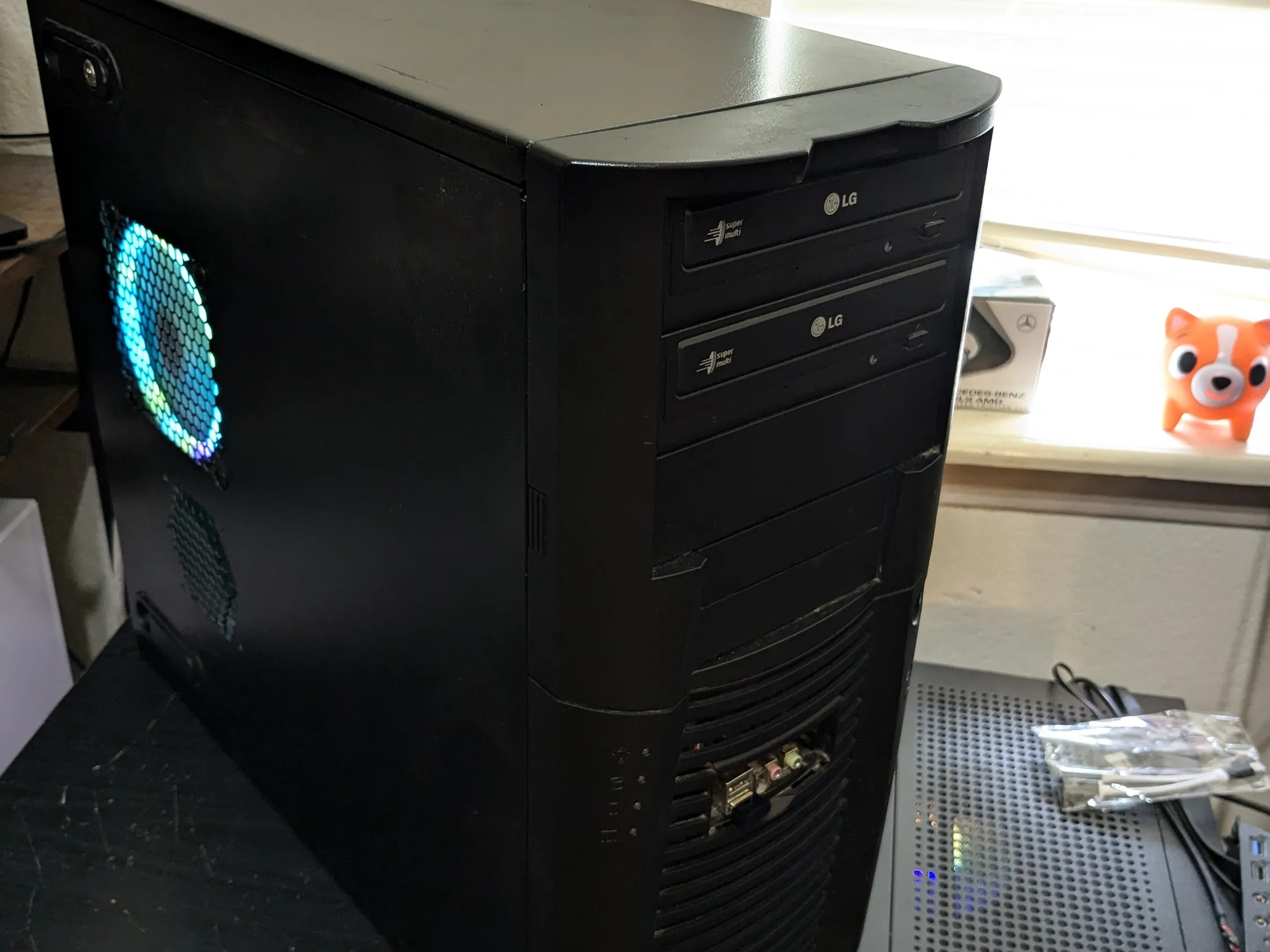 Blank Canvas - Xeon X3460 (i7-860), 16GB RAM, R7 450 2GB, 256GB SSD, Win10, Wifi