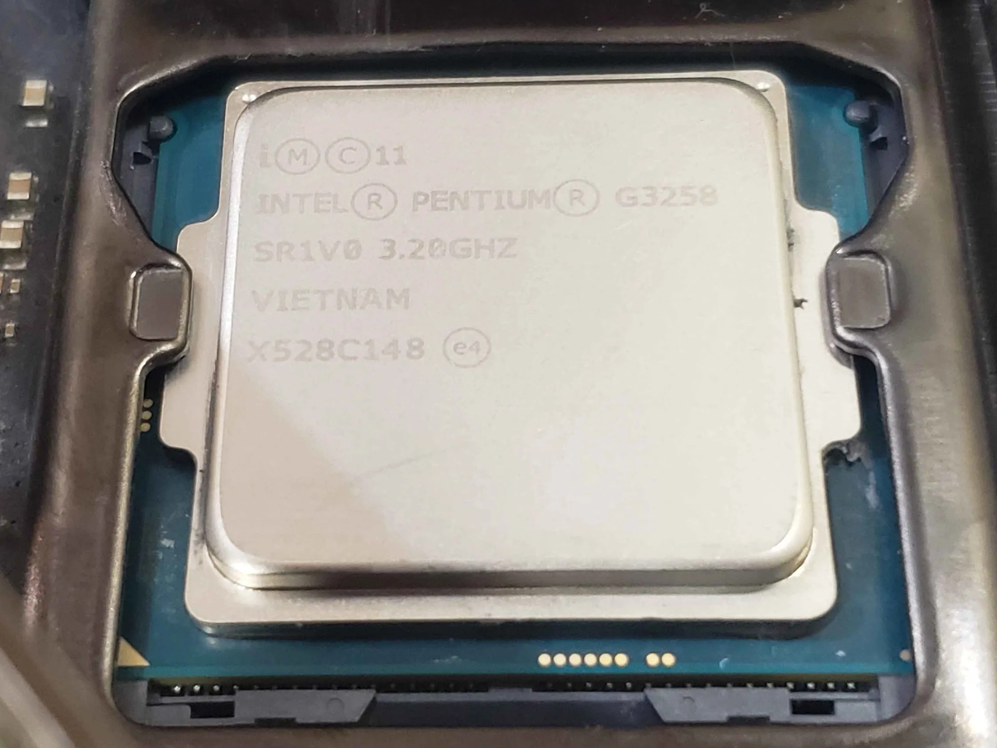 Asus Z97 Maximus VII Impact WITH Pentium G3258 Processor