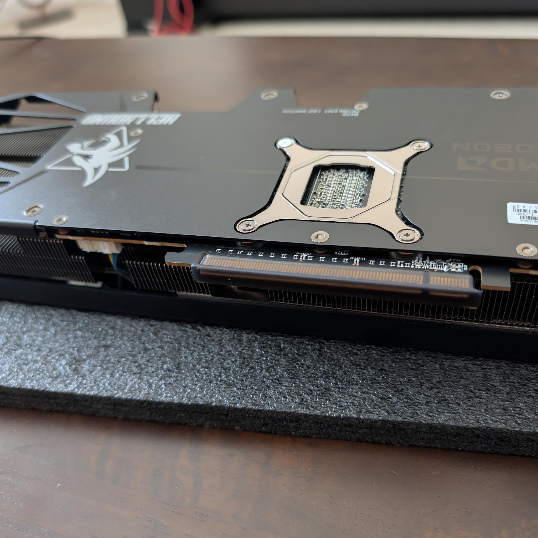 PowerColor Hellhound AMD Radeon RX 9070 XT OC 16GB