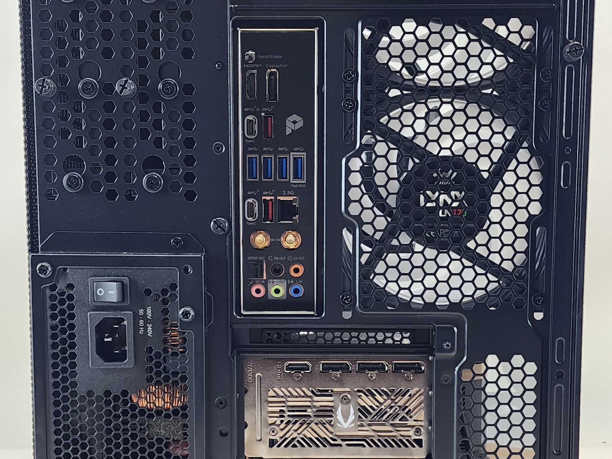 Gaming PC Ryzen 7 9700X 32GB RAM 2TB SSD RTX 5080 16GB Windows 11 Computer