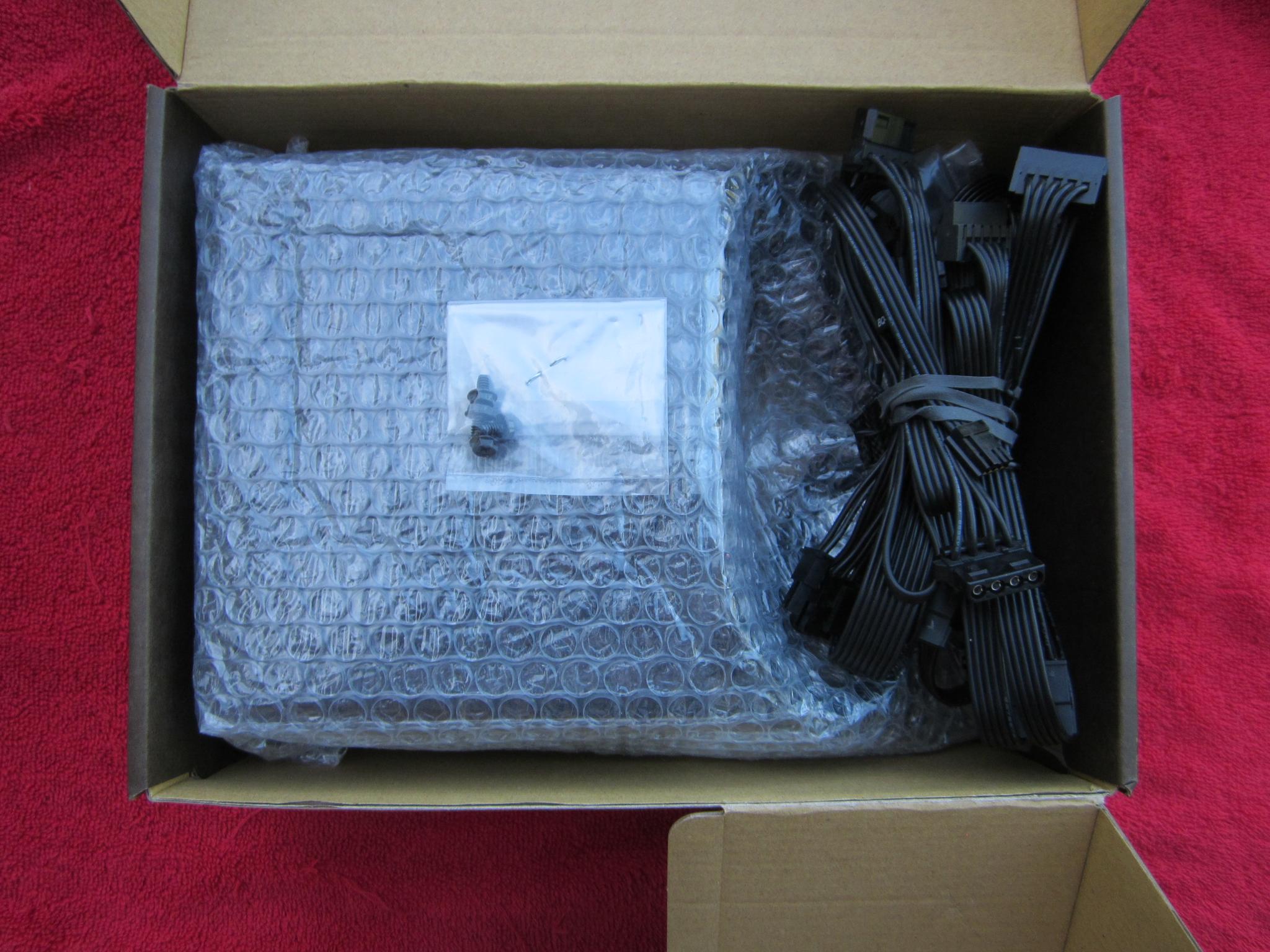 EVGA 600 BQ, 80+ BRONZE 600W, Semi Modular, Power Supply 110-BQ-0600-RX