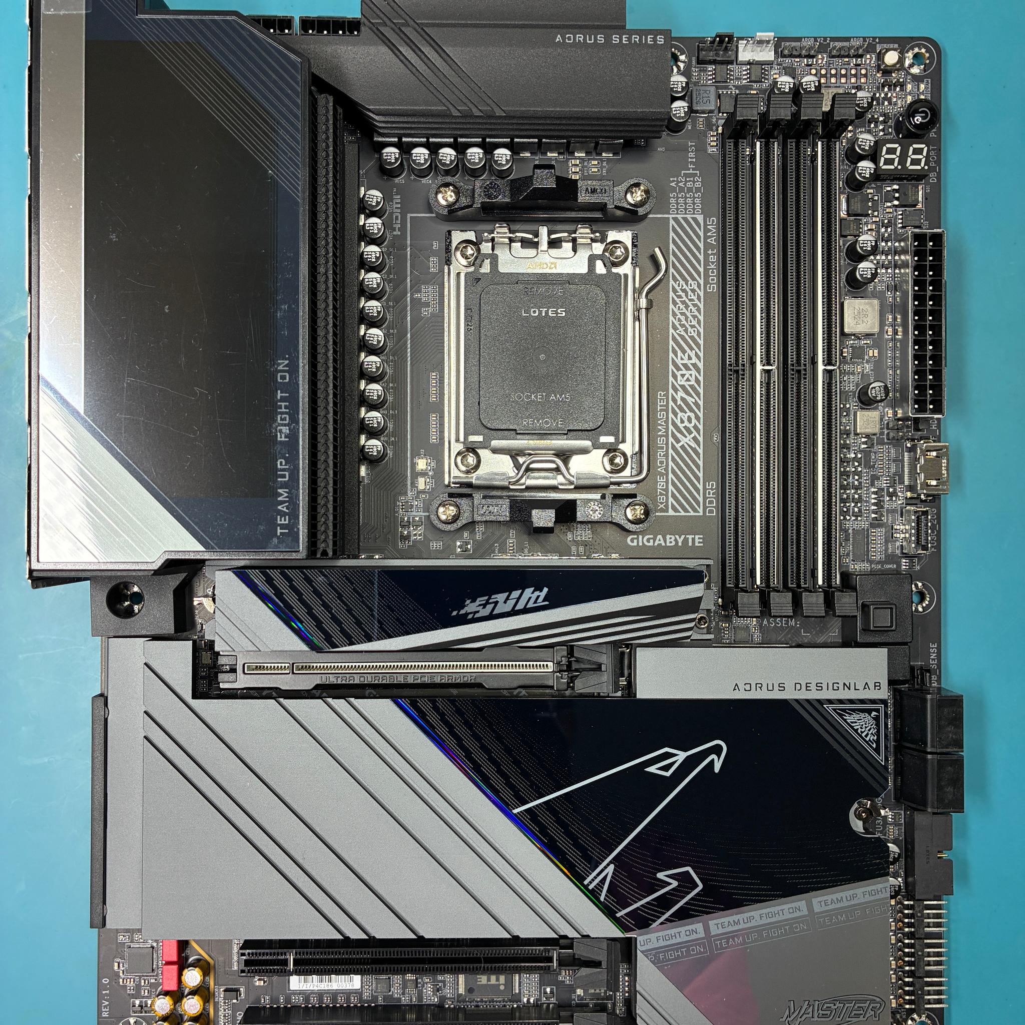 Gigabyte X870E AORUS MASTER (Motherboard)