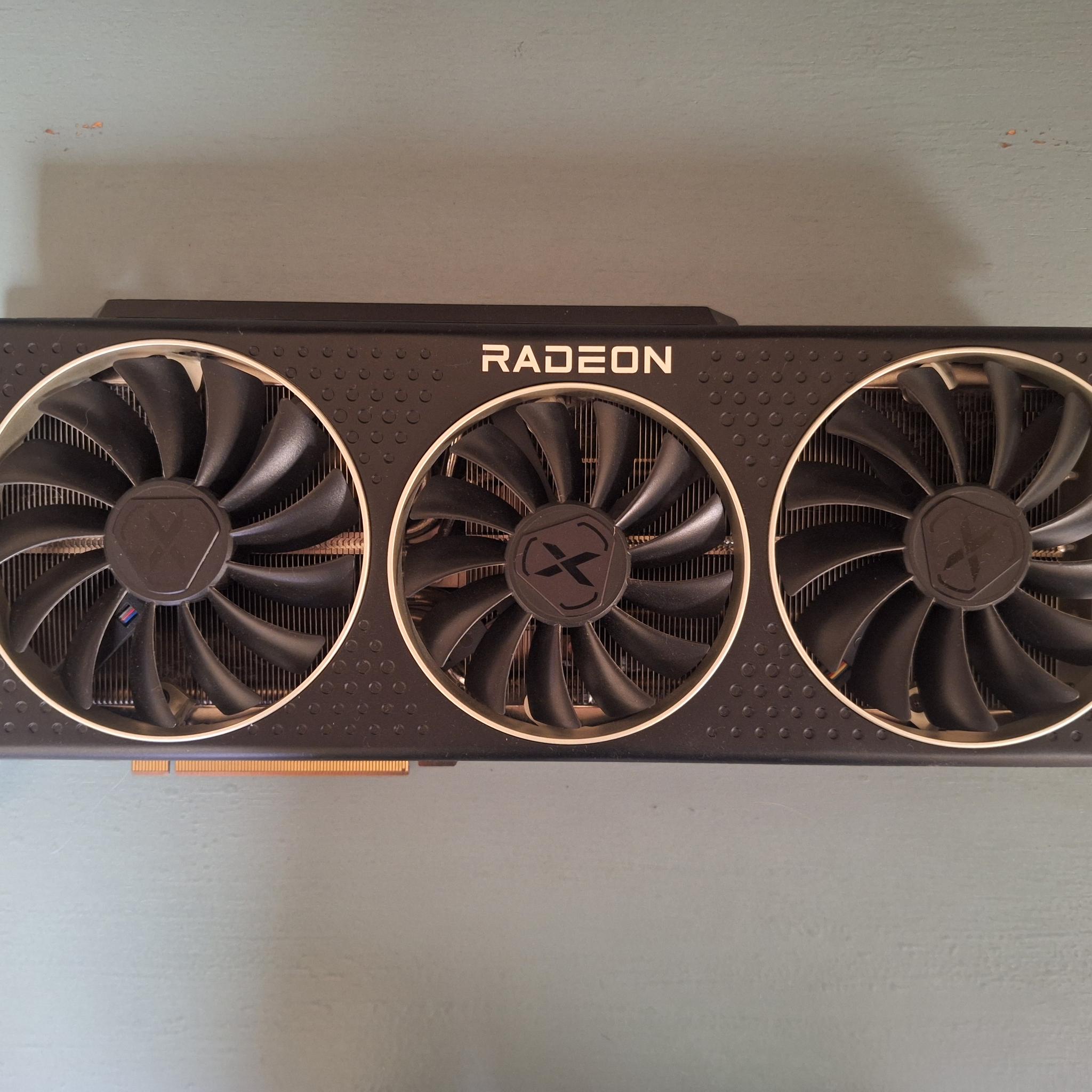 XFX Speedster MERC 319 RX 6950 XT 16GB - Fully Functional - Cosmetic Shroud Damage