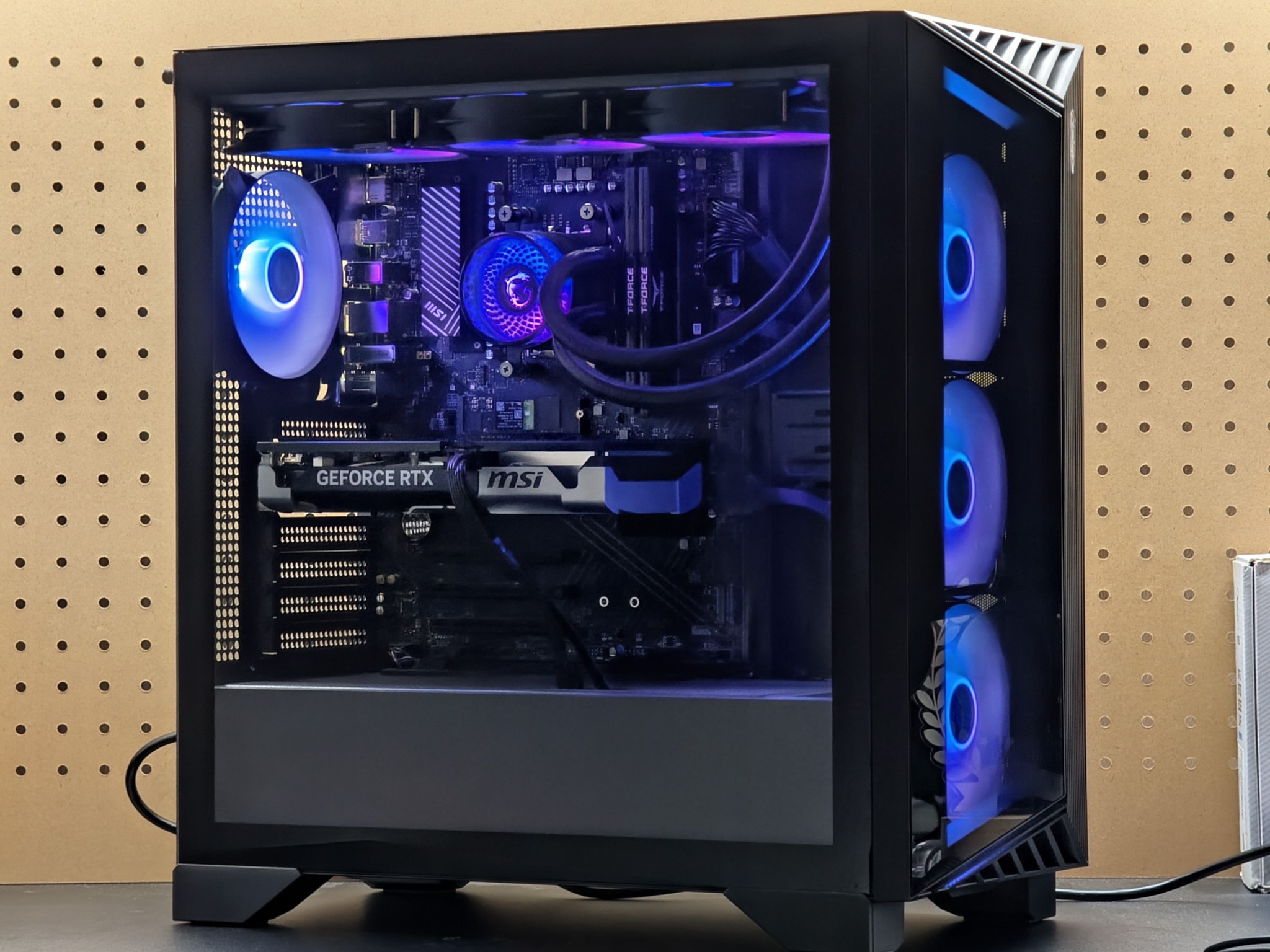 🖥️ **Prebuilt High-End Gaming PC — RTX 5060 Ti / Ryzen 9 7900X / 32GB DDR5**