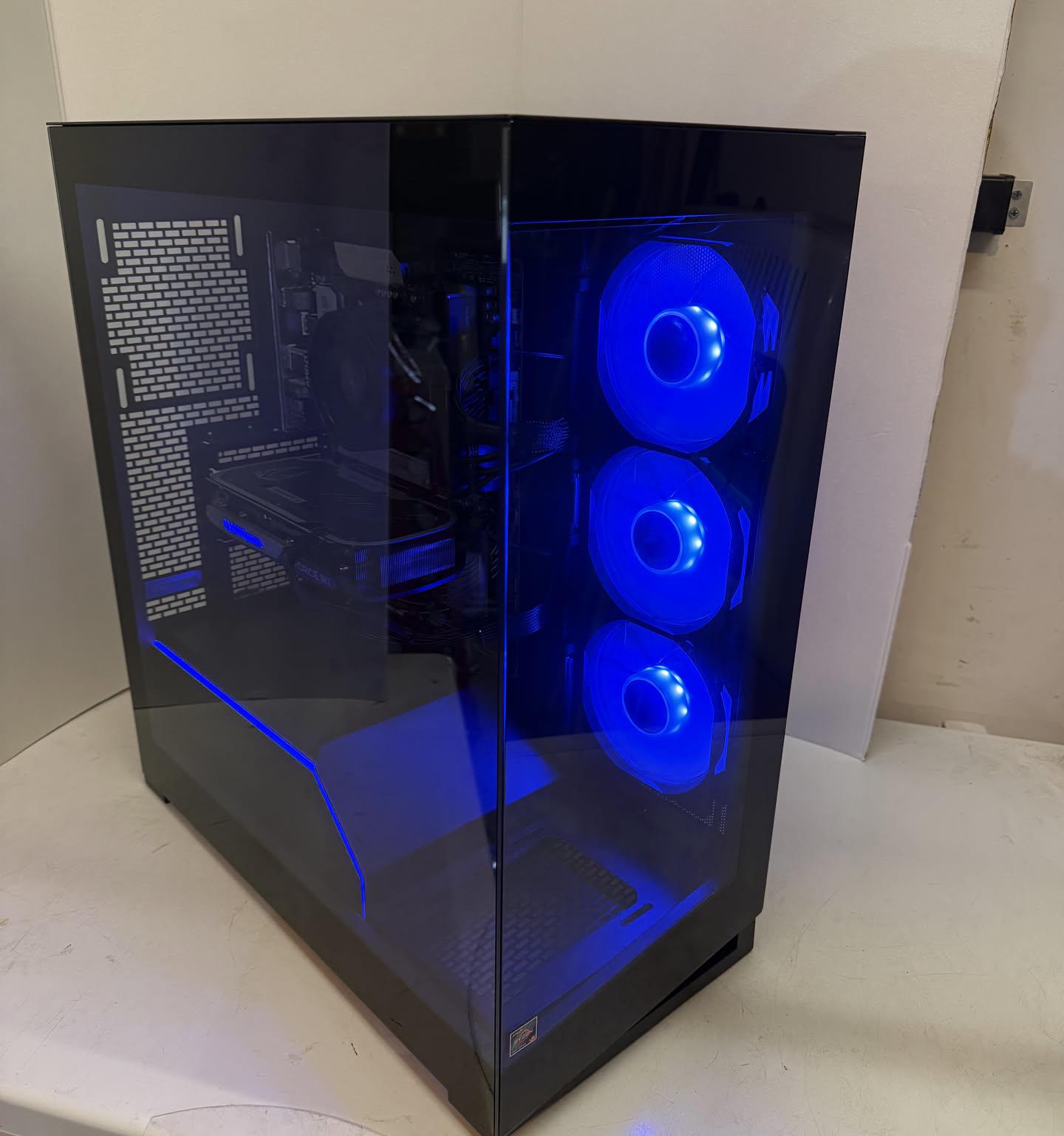 *NEW* Custom Gaming PC w/ 4070 & RGB